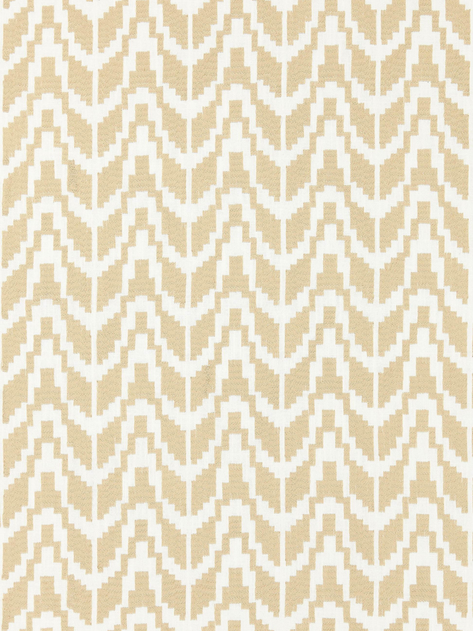 SCALAMANDRE  CHEVRON EMBROIDERY FABRIC STRAW   - SC 000127103