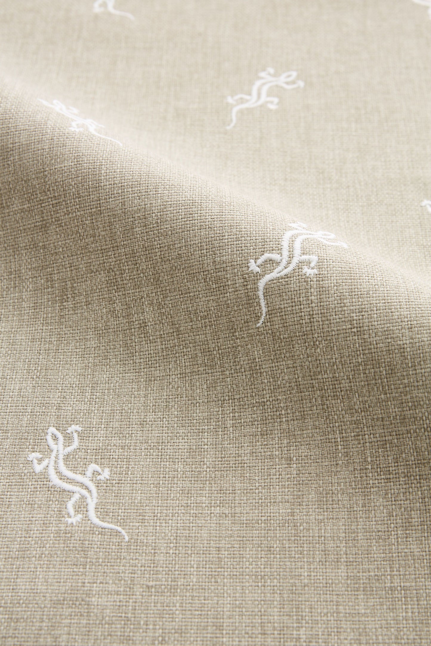 SCALAMANDRE  GECKO EMBROIDERY - OUTDOOR FABRIC LIMESTONE   - SC 000127319 NEW SKU # SC273190001