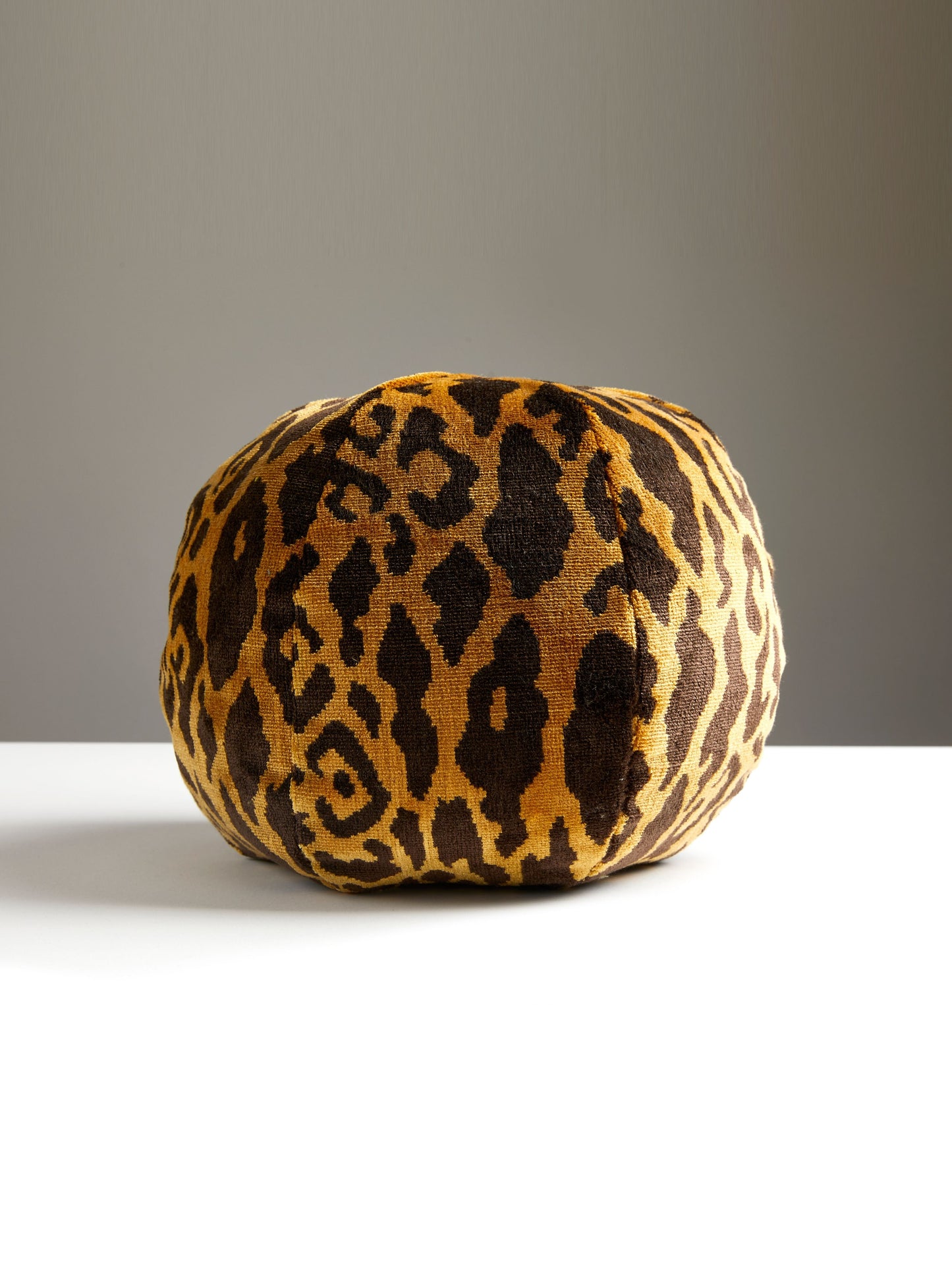 SCALAMANDRE PILLOWS   ANIMAL SKIN ROUND    - SC 0001SLEOPPILL NEW SKU # SCSLEOPPILL0001