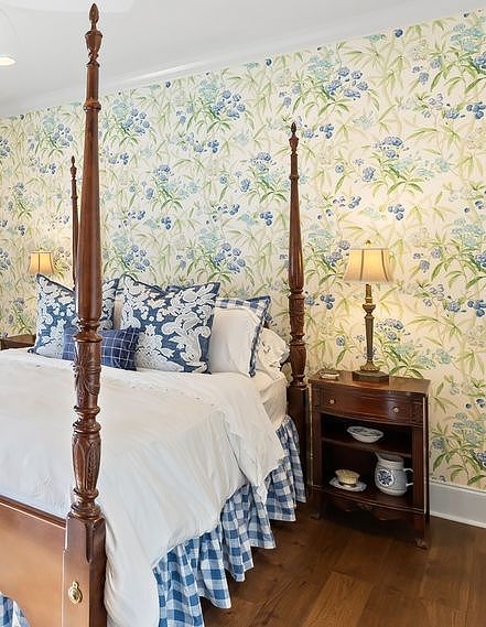 SCALAMANDRE  LANAI BOTANICAL , FOLIAGE 
FLORAL 
HISTORIC LAGOON   - SC 0001WP88431 NEW SKU # SCWP884310001