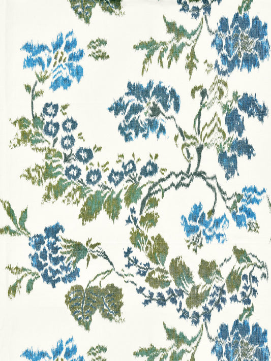 SCALAMANDRE  KEW GARDENS WARP PRINT FABRIC BLUES ON IVORY   - SC 000216611