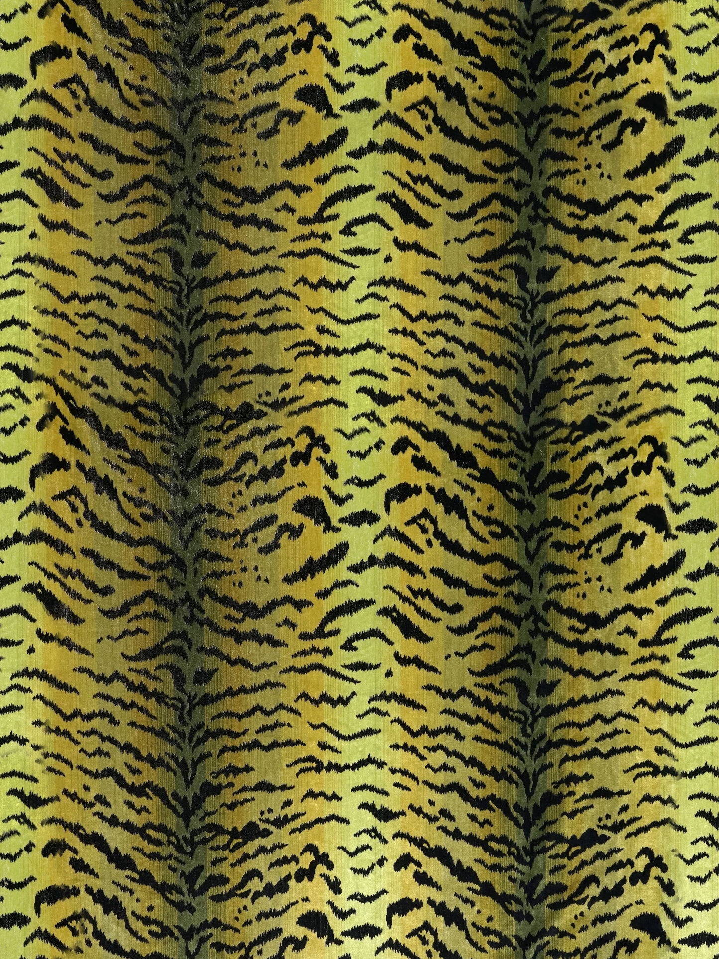 SCALAMANDRE  TIGRE FABRIC GREENS & BLACK   - SC 000226167MMA