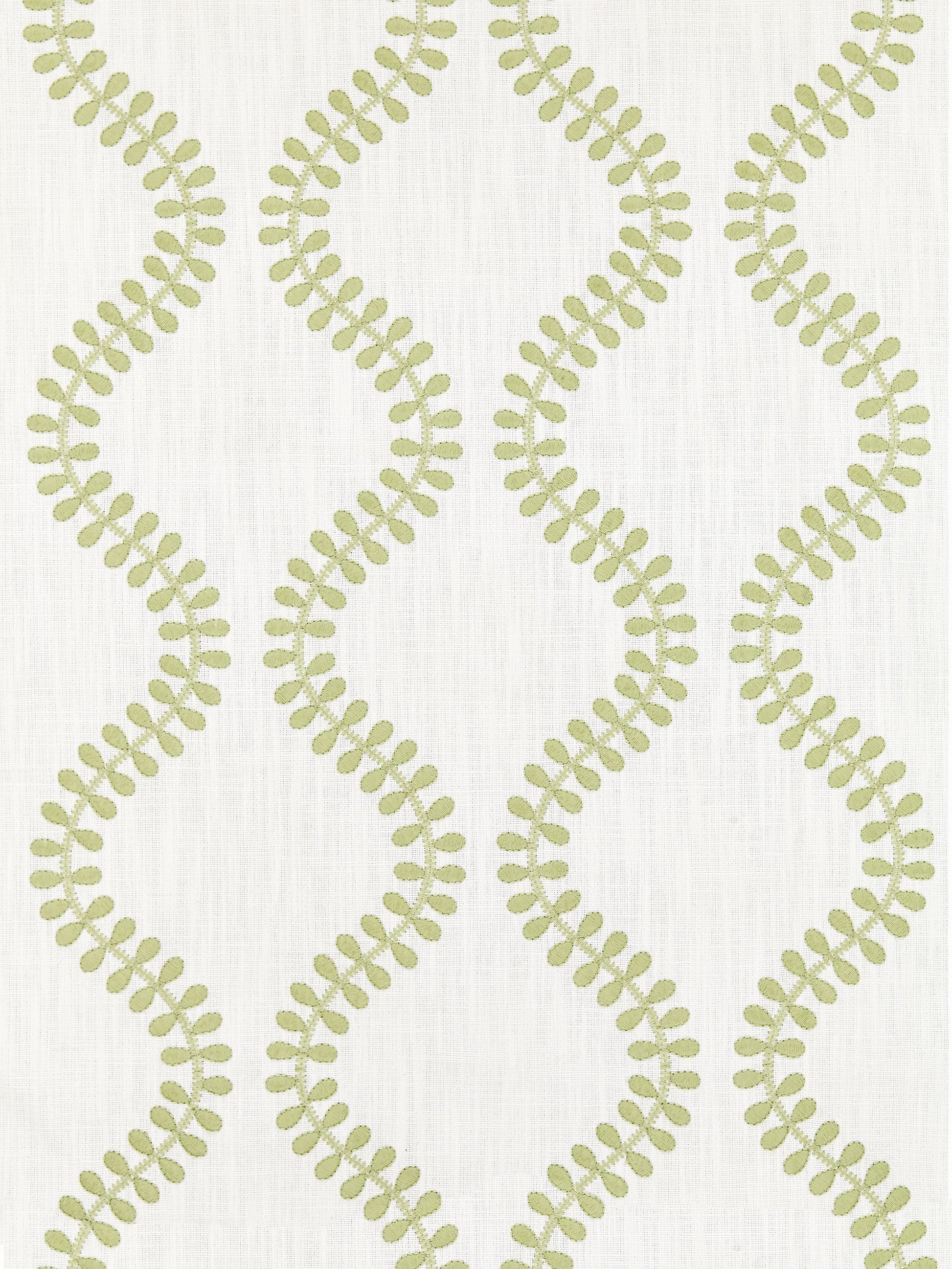 SCALAMANDRE  FOGLIA EMBROIDERY FABRIC CELERY   - SC 000227127