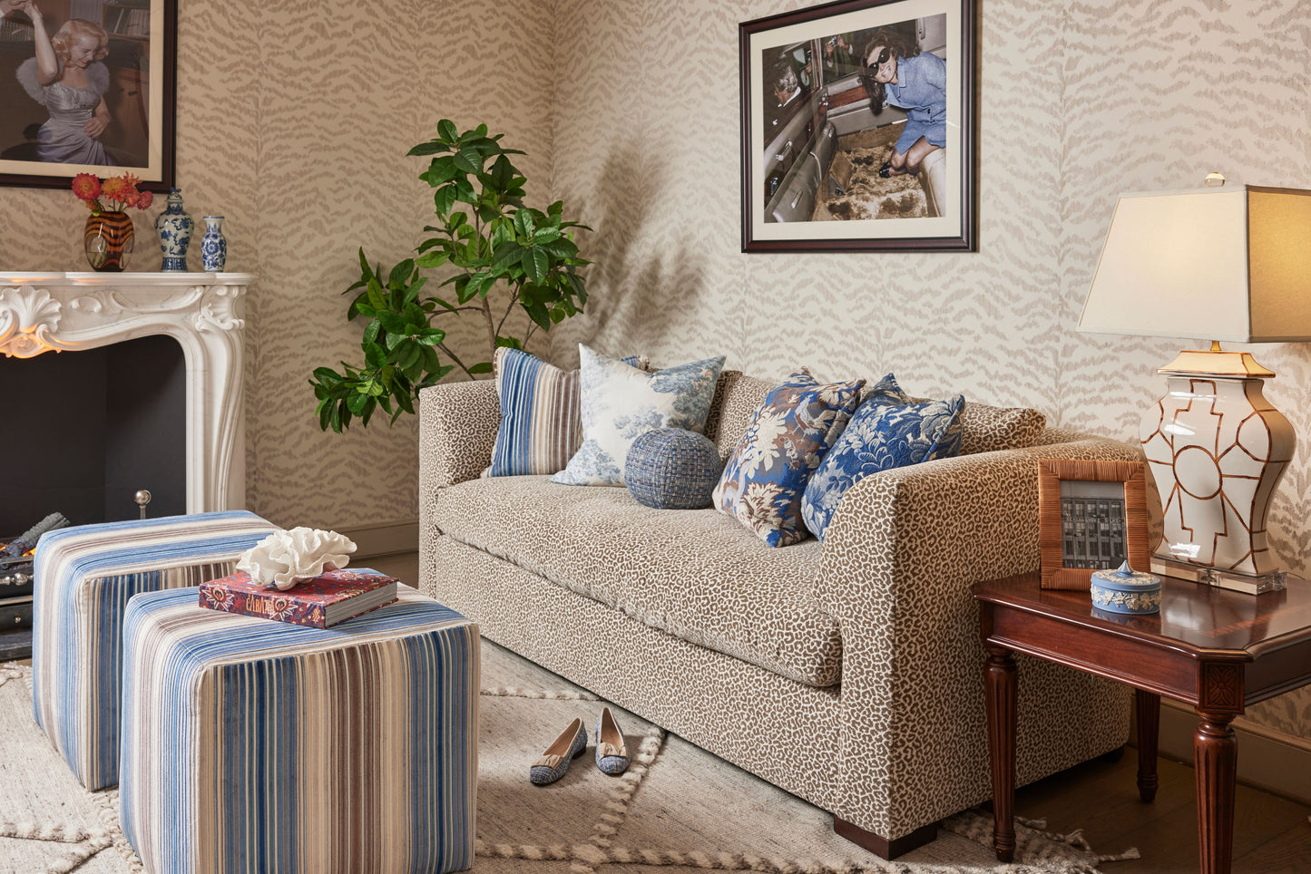 SCALAMANDRE  PANTHERA VELVET FABRIC SABLE   - SC 000327037 NEW SKU # SC270370003