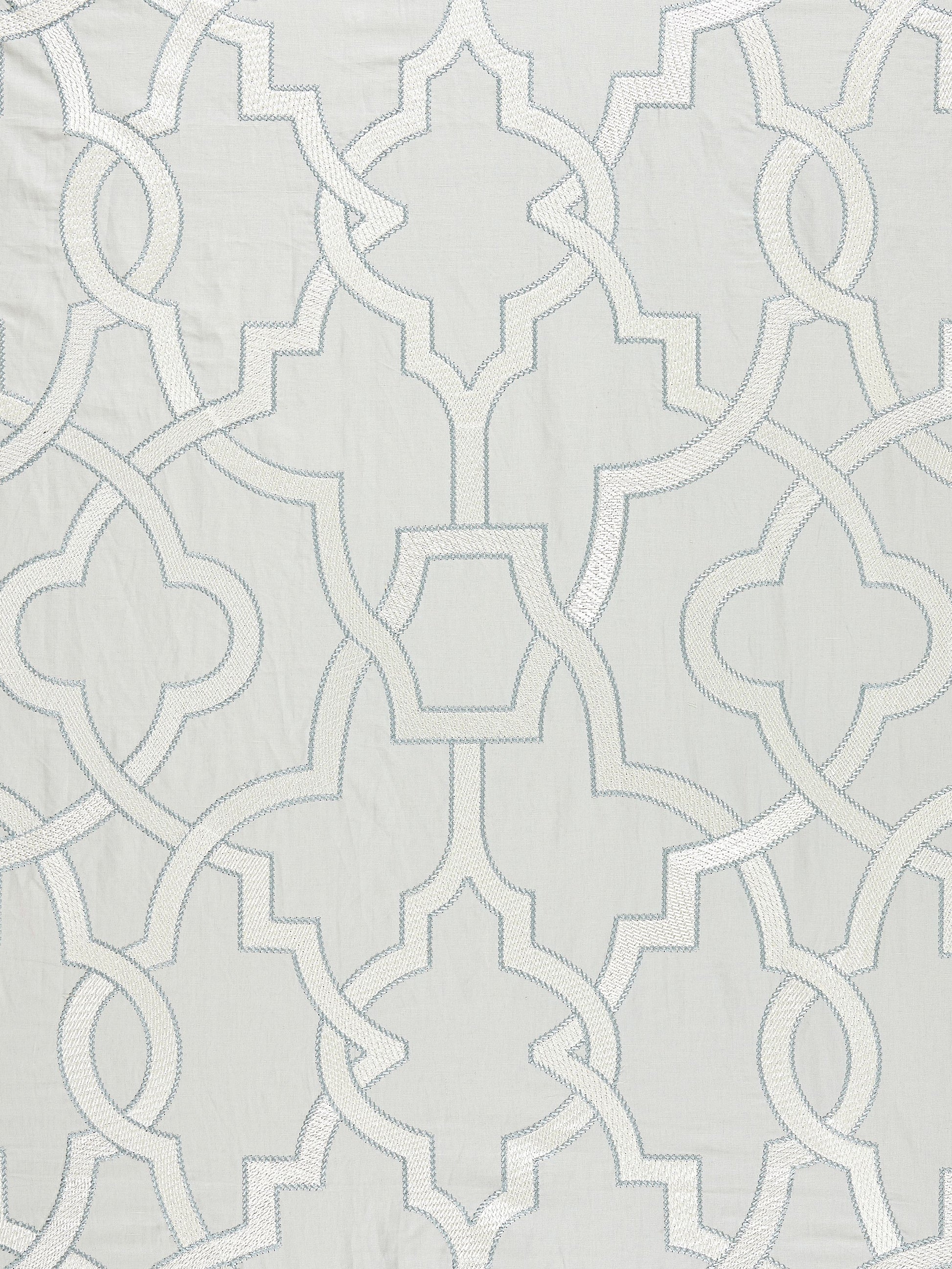 SCALAMANDRE  DAMASCUS EMBROIDERY FABRIC PEARL GREY   - SC 000327073