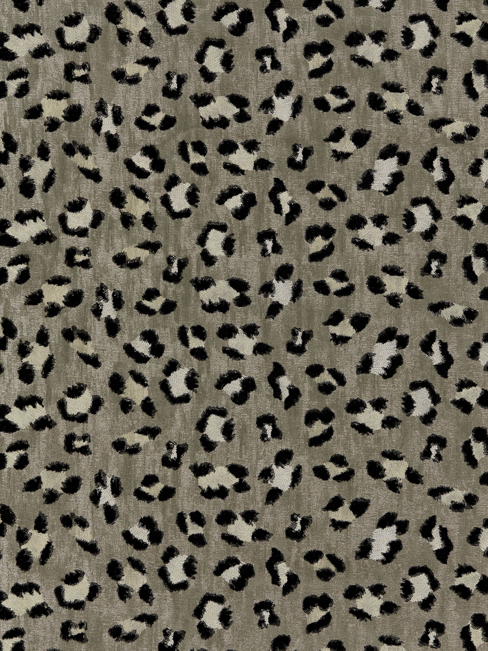 SCALAMANDRE  BRODERIE LEOPARD FABRIC EBONY ON SILVER   - SC 000327075