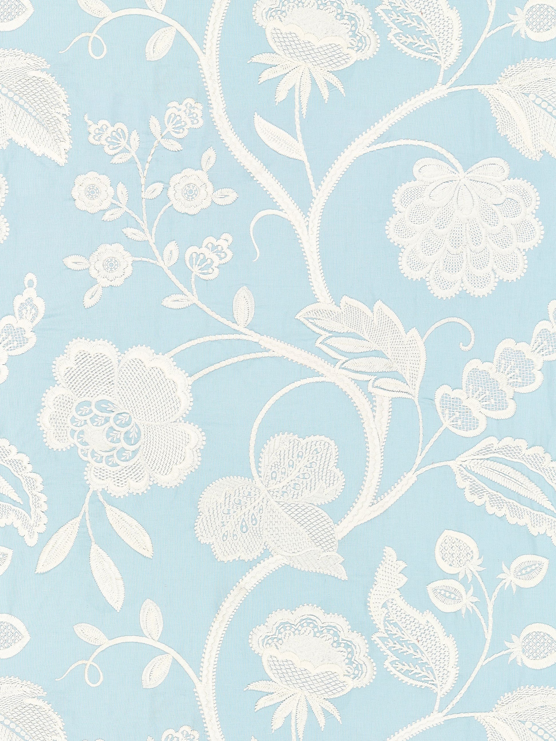 SCALAMANDRE  KENSINGTON EMBROIDERY FABRIC SKY   - SC 000327151