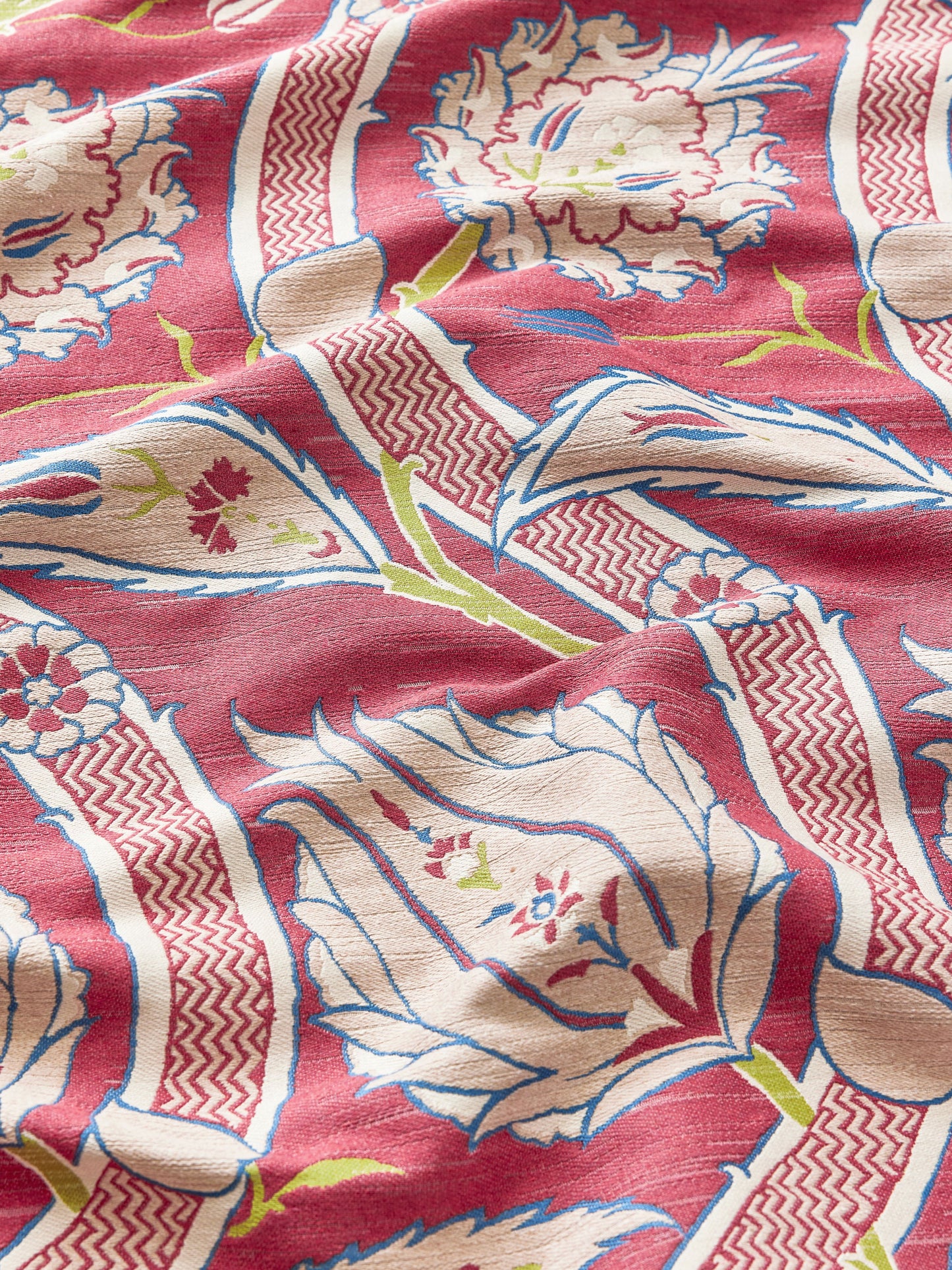 SCALAMANDRE  KEMHA WOVEN FABRIC DRAGON FRUIT   - SC 000327326