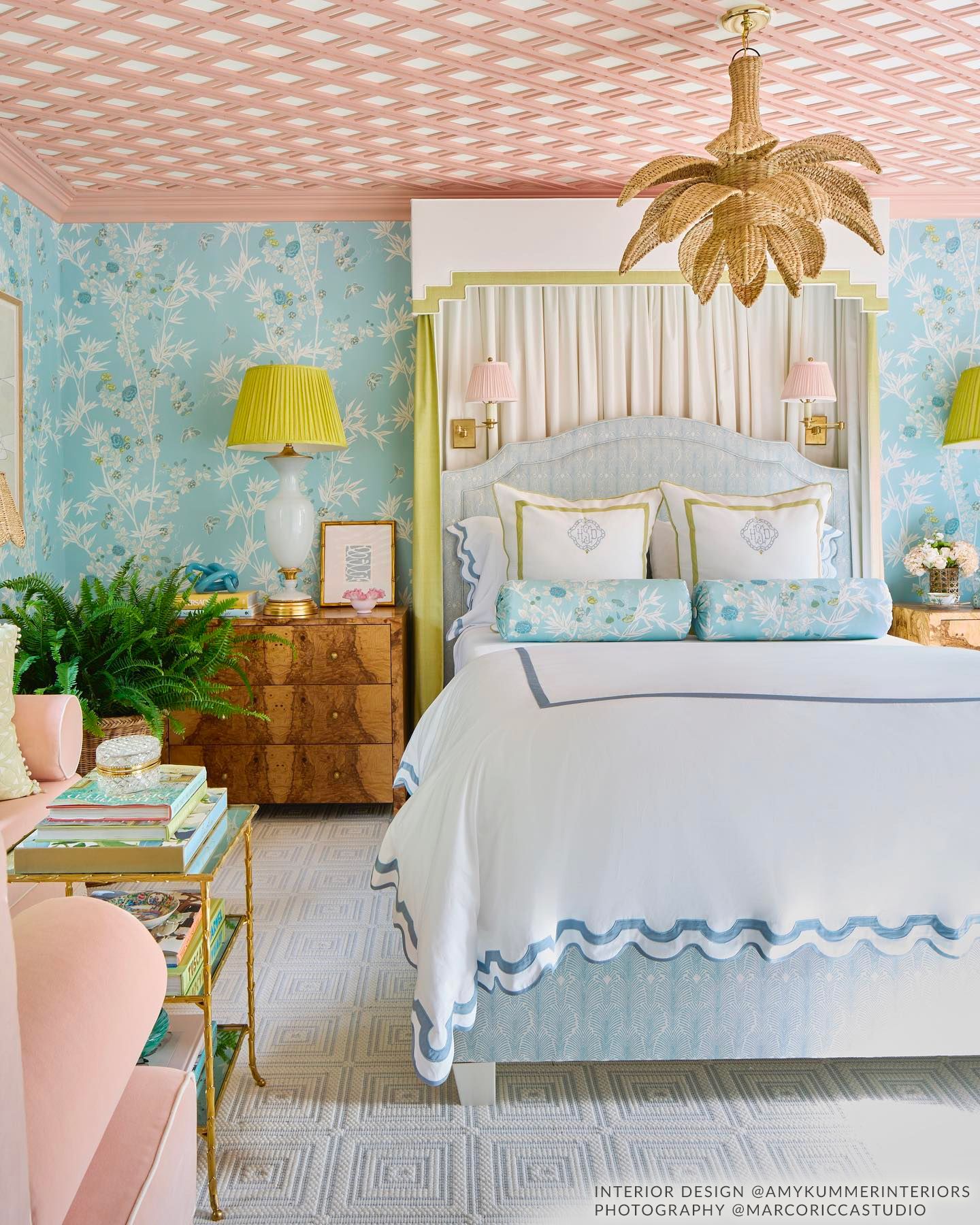 SCALAMANDRE  JARDIN DE CHINE BIRD , ANIMAL 
BOTANICAL , FOLIAGE 
CHINOISERIE 
FLORAL CIEL   - SC 0003WP88375 NEW SKU # SCWP883750003