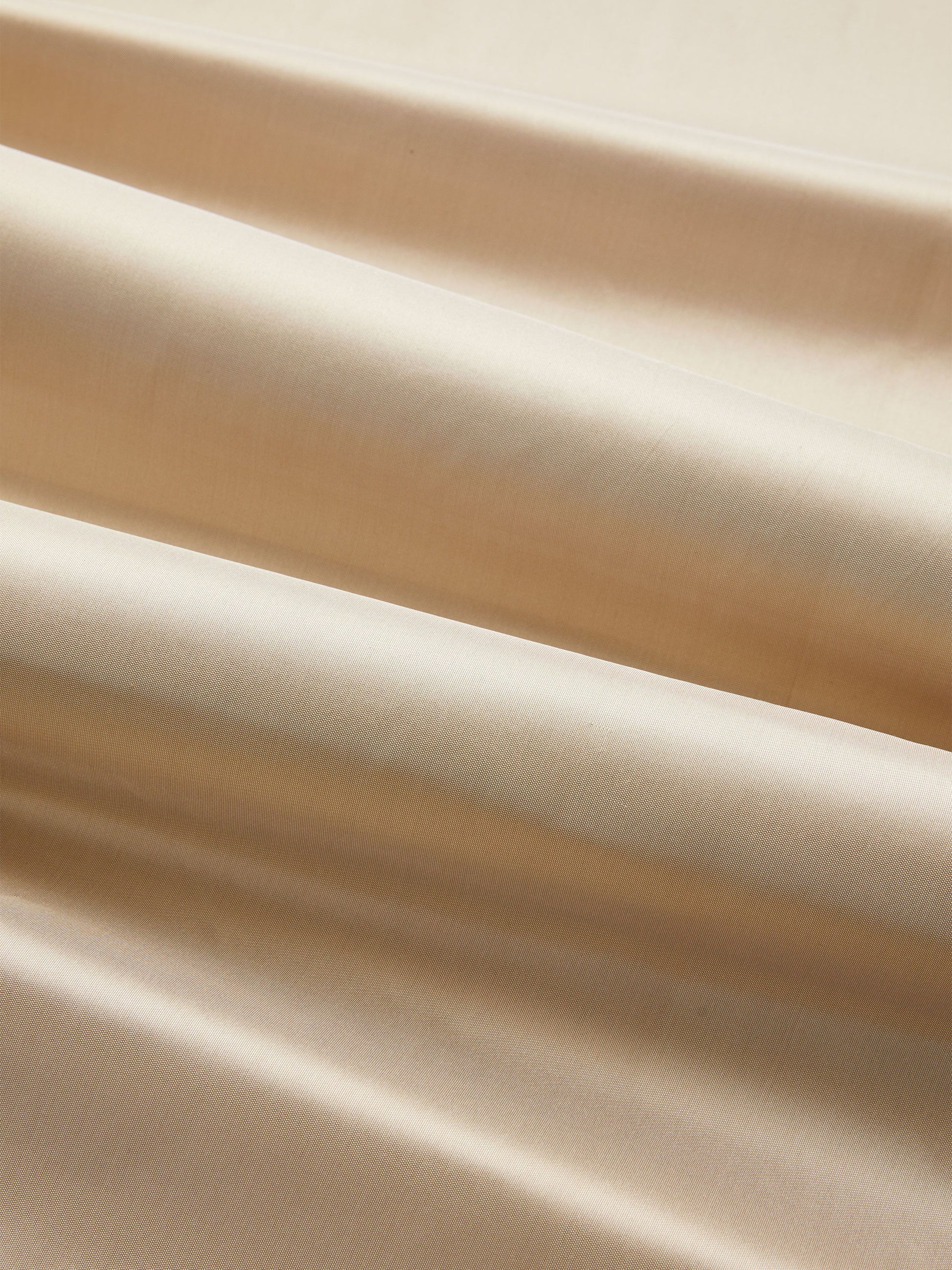 SCALAMANDRE  OLYMPIA SILK TAFFETA FABRIC SAND   - SC 000527250