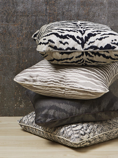 SCALAMANDRE  TIGRE FABRIC OFF-WHITE & BLACK   - SC 000626167MMA NEW SKU # SC26167MMA0006