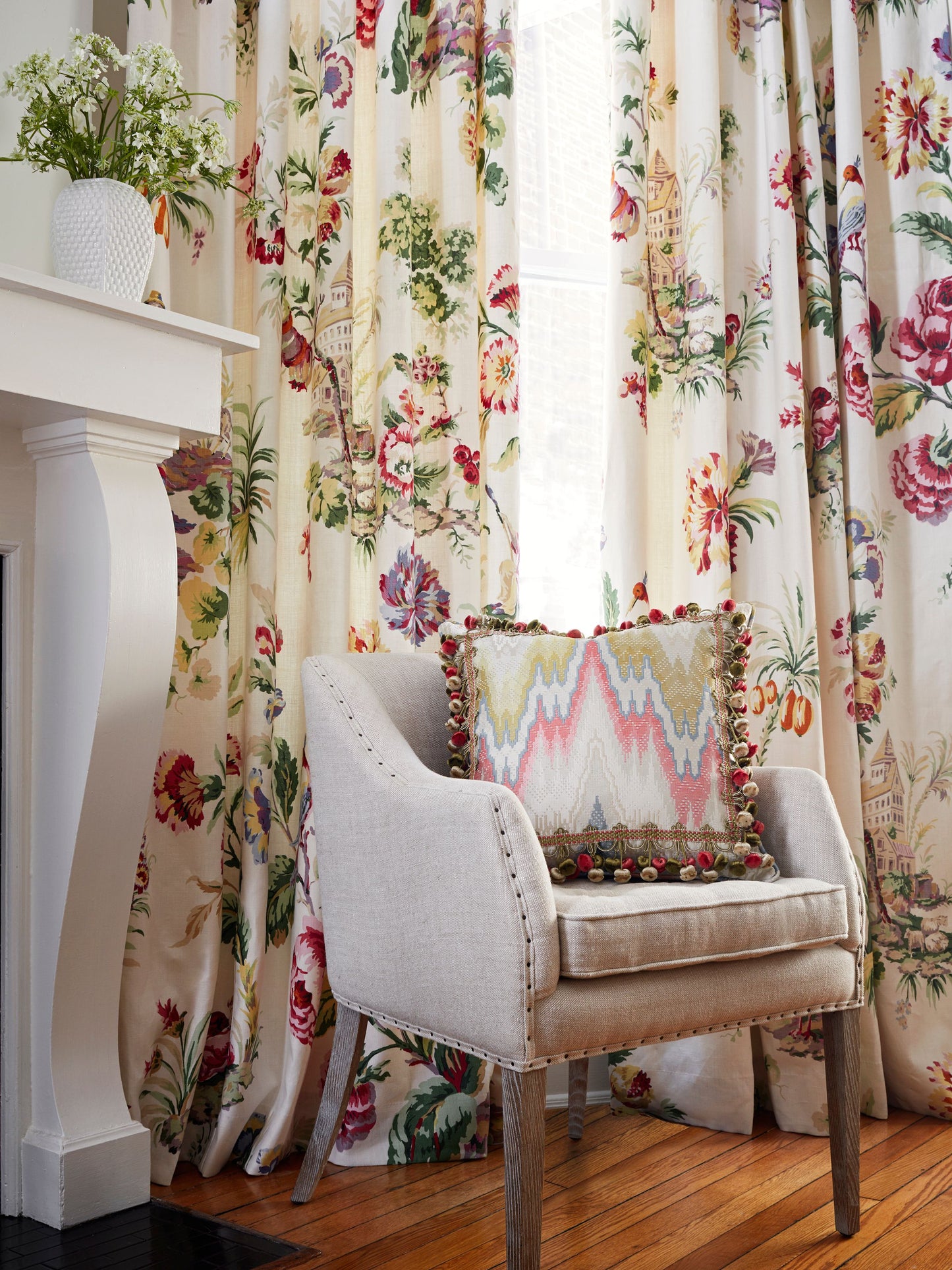 SCALAMANDRE  SOMERSET LINEN PRINT FABRIC PORCELAIN   - SC 000216584 NEW SKU # SC165840002