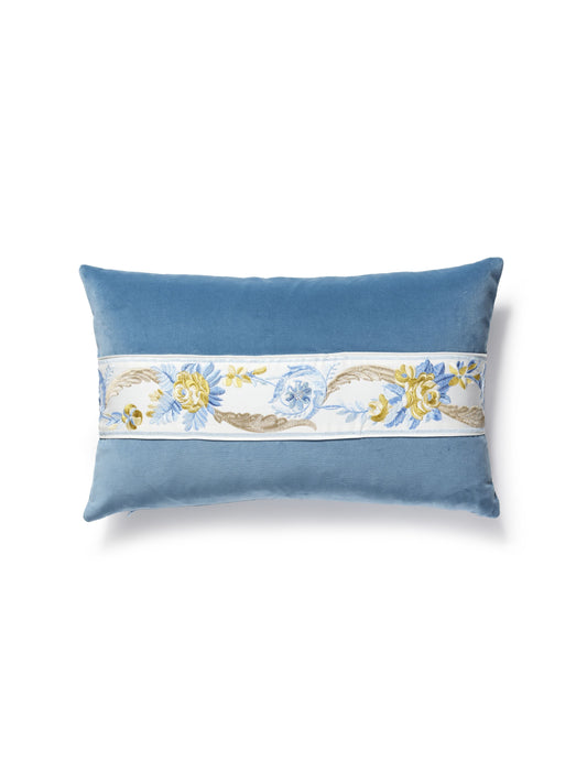SCALAMANDRE PILLOWS   BOTANICAL / FOLIAGE 
FLORAL 
SCROLL LUMBAR    - SC 2107LBDTT3342 NEW SKU # SCLBDTT33422107