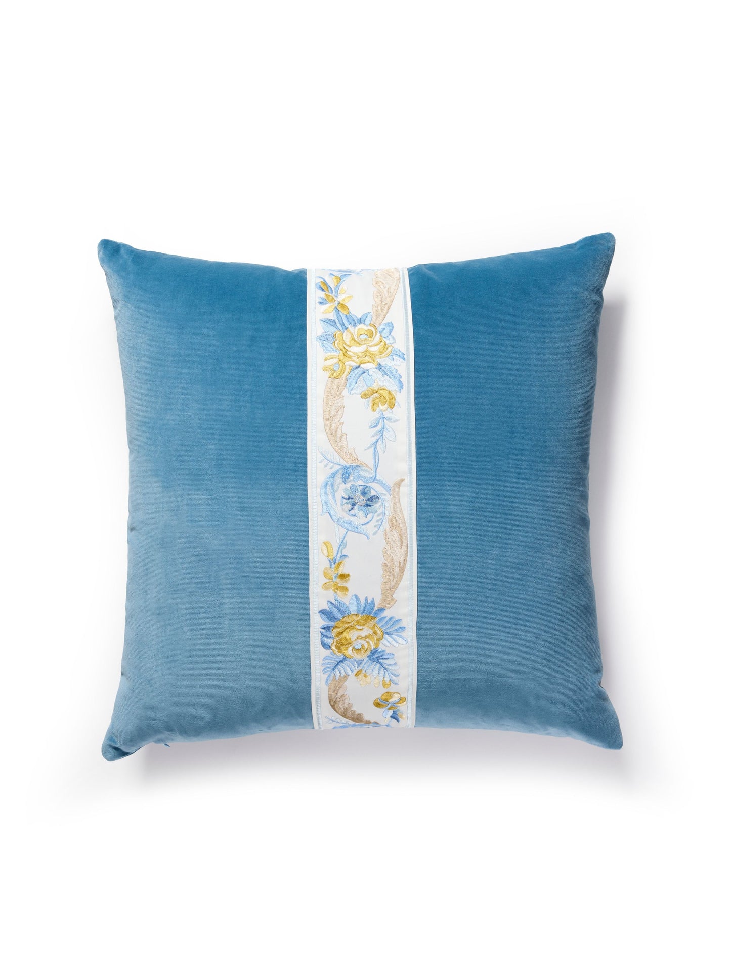 SCALAMANDRE PILLOWS   BOTANICAL / FOLIAGE 
FLORAL 
SCROLL SQUARE    - SC 2107SDDTT3342 NEW SKU # SCSDDTT33422107