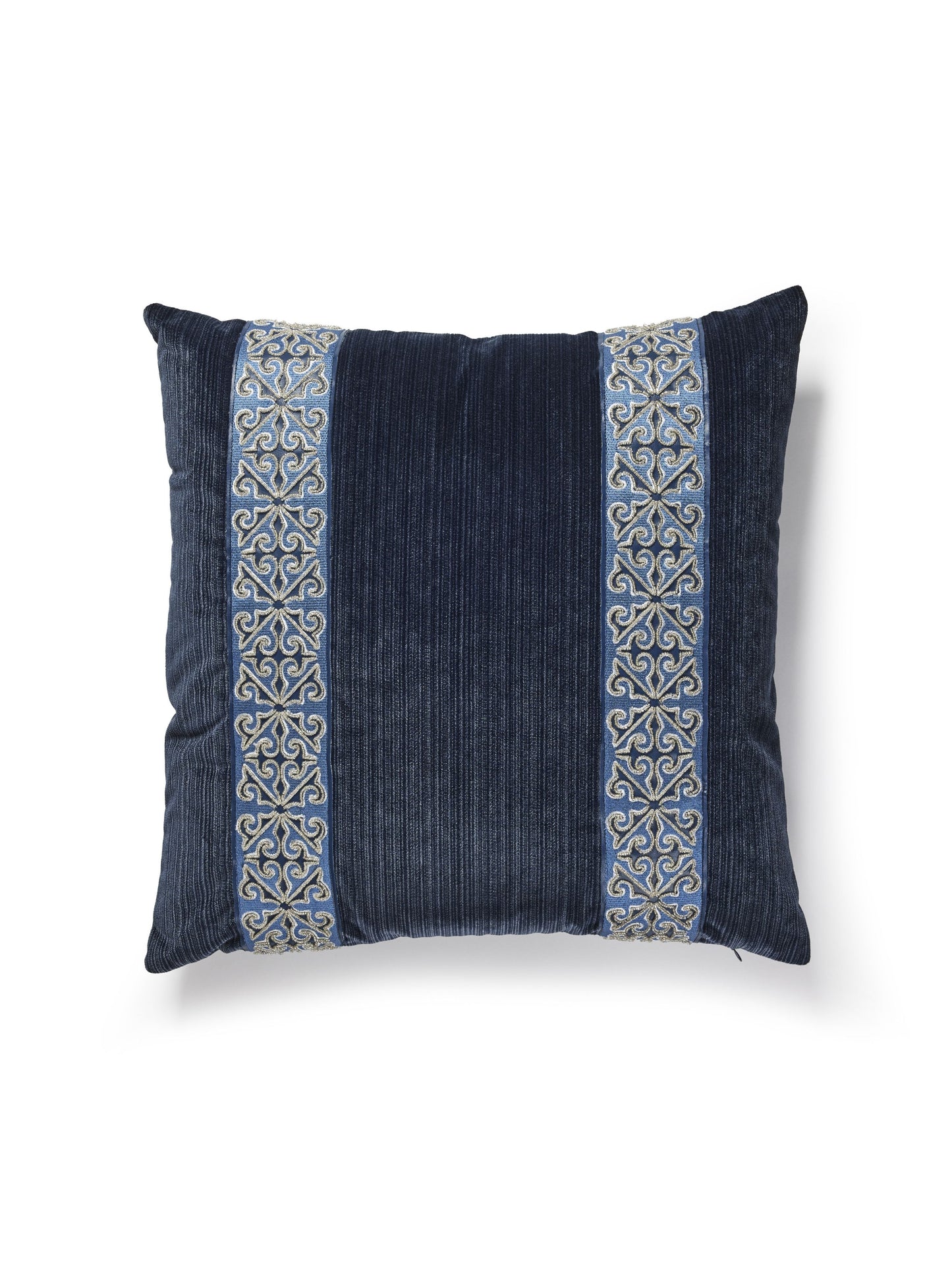 SCALAMANDRE PILLOWS   DAMASK 
FRETWORK / LATTICE 
SCROLL 
STRIE SQUARE    - SC 4006SDDTT3337 NEW SKU # SCSDDTT33374006