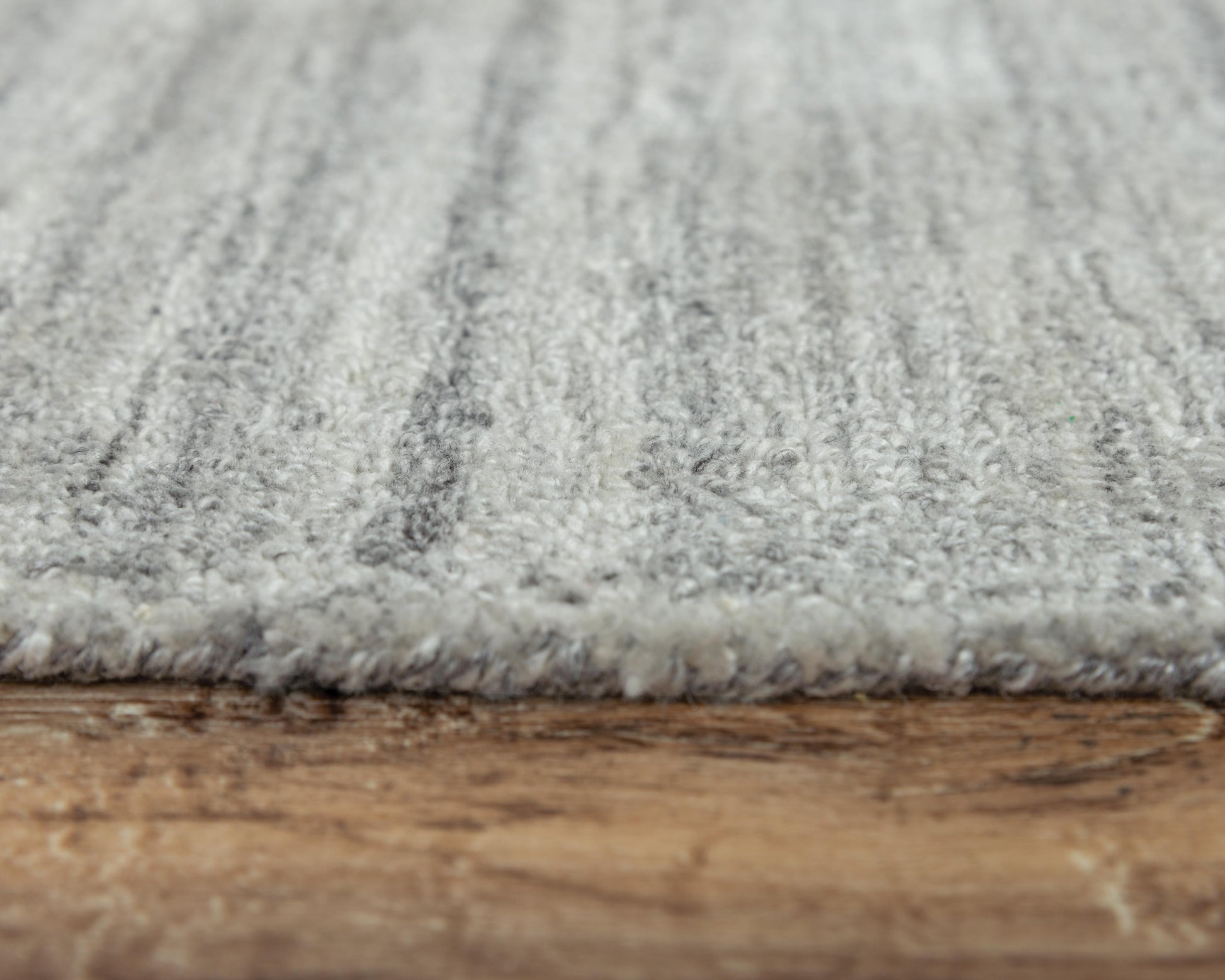 Seasand casual rug, 5' x 8'.