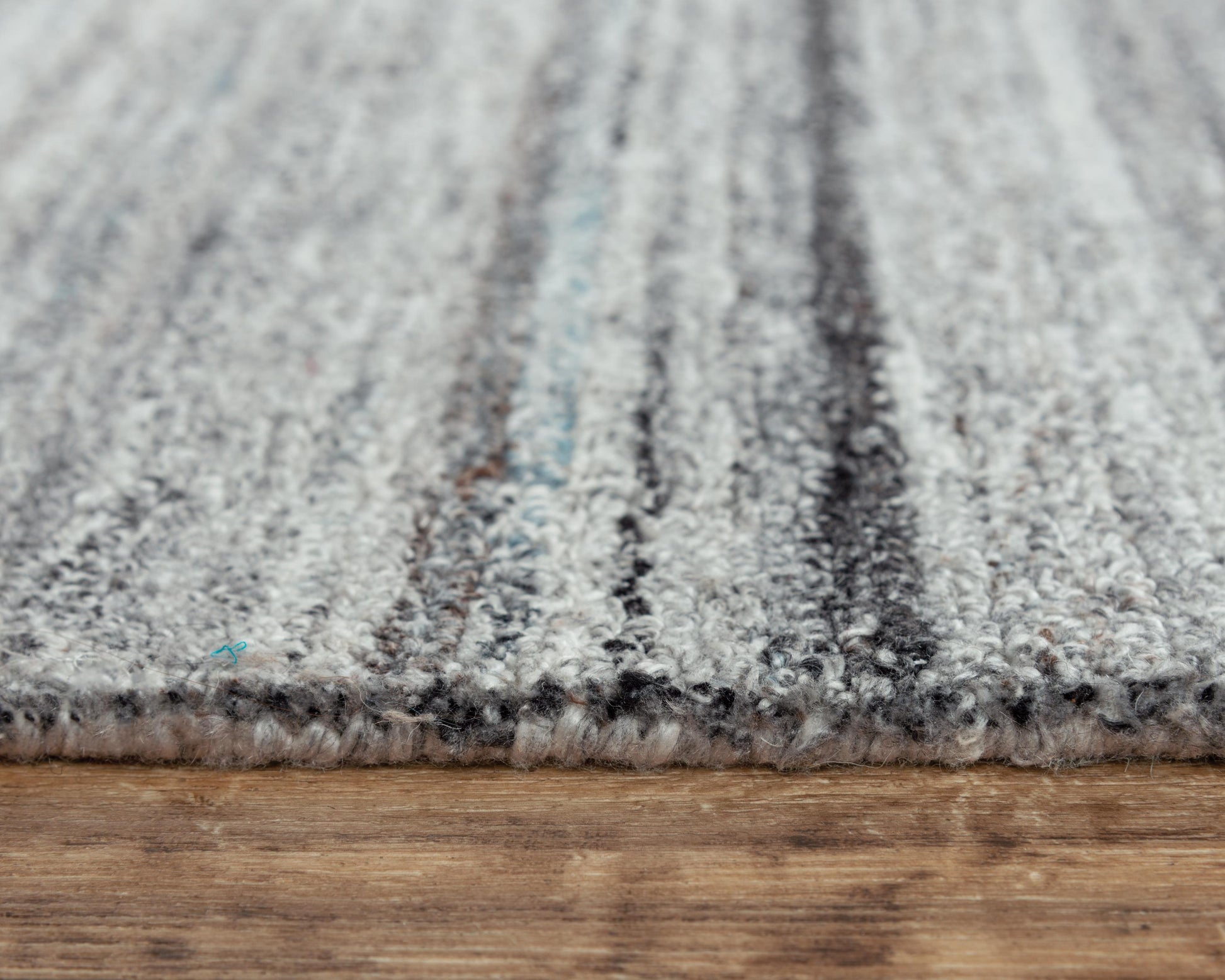 Seasand casual rug, 9' x 12'.