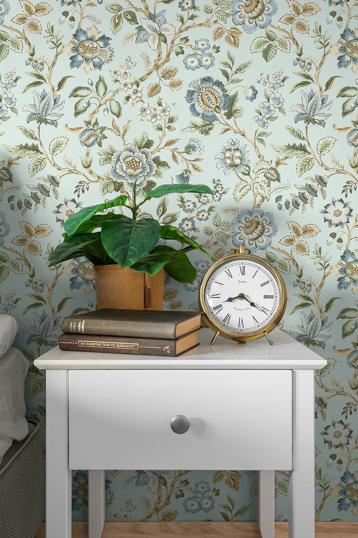 Stacy Garcia Home  Jacobean Floral Trail Floral Vintage Blue   - SG13004