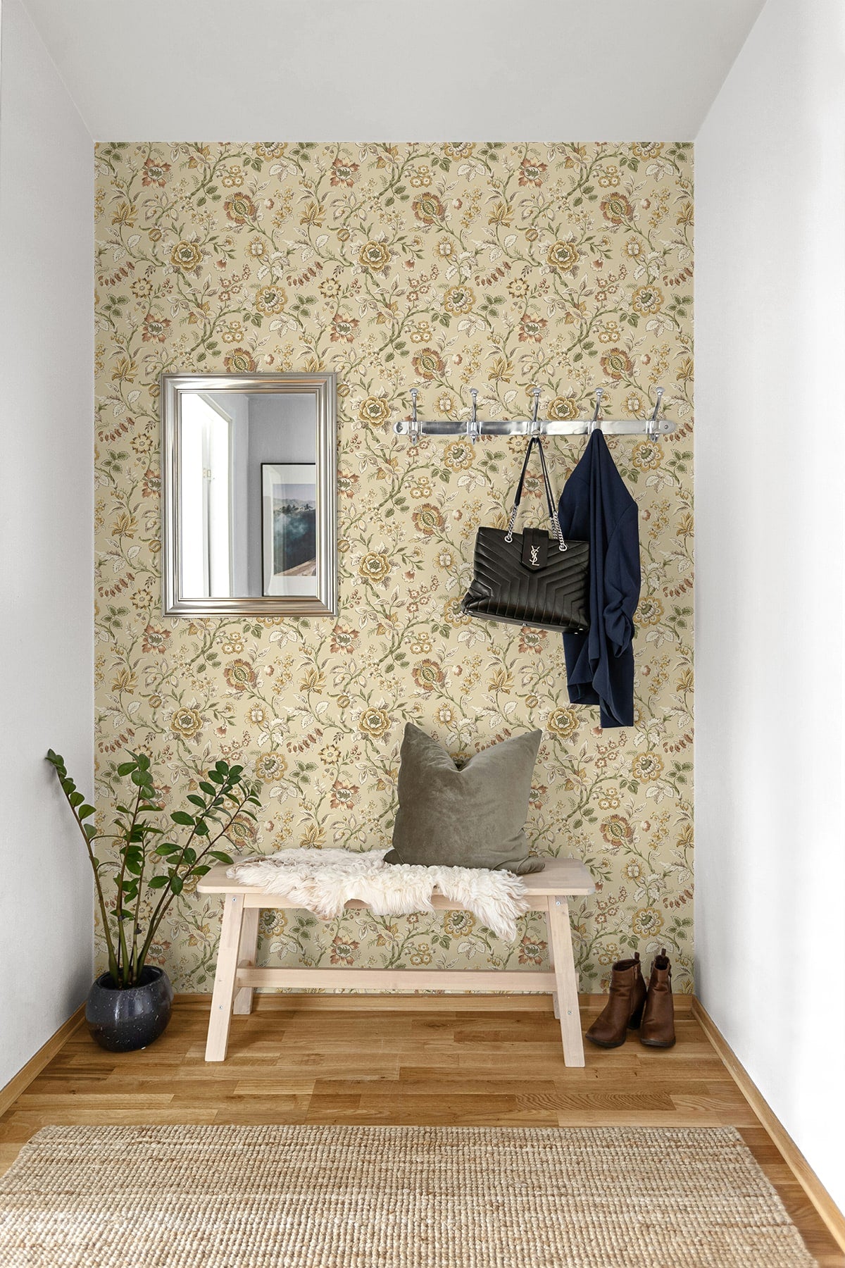 Stacy Garcia Home  Jacobean Floral Trail Floral Vintage Beige   - SG13006