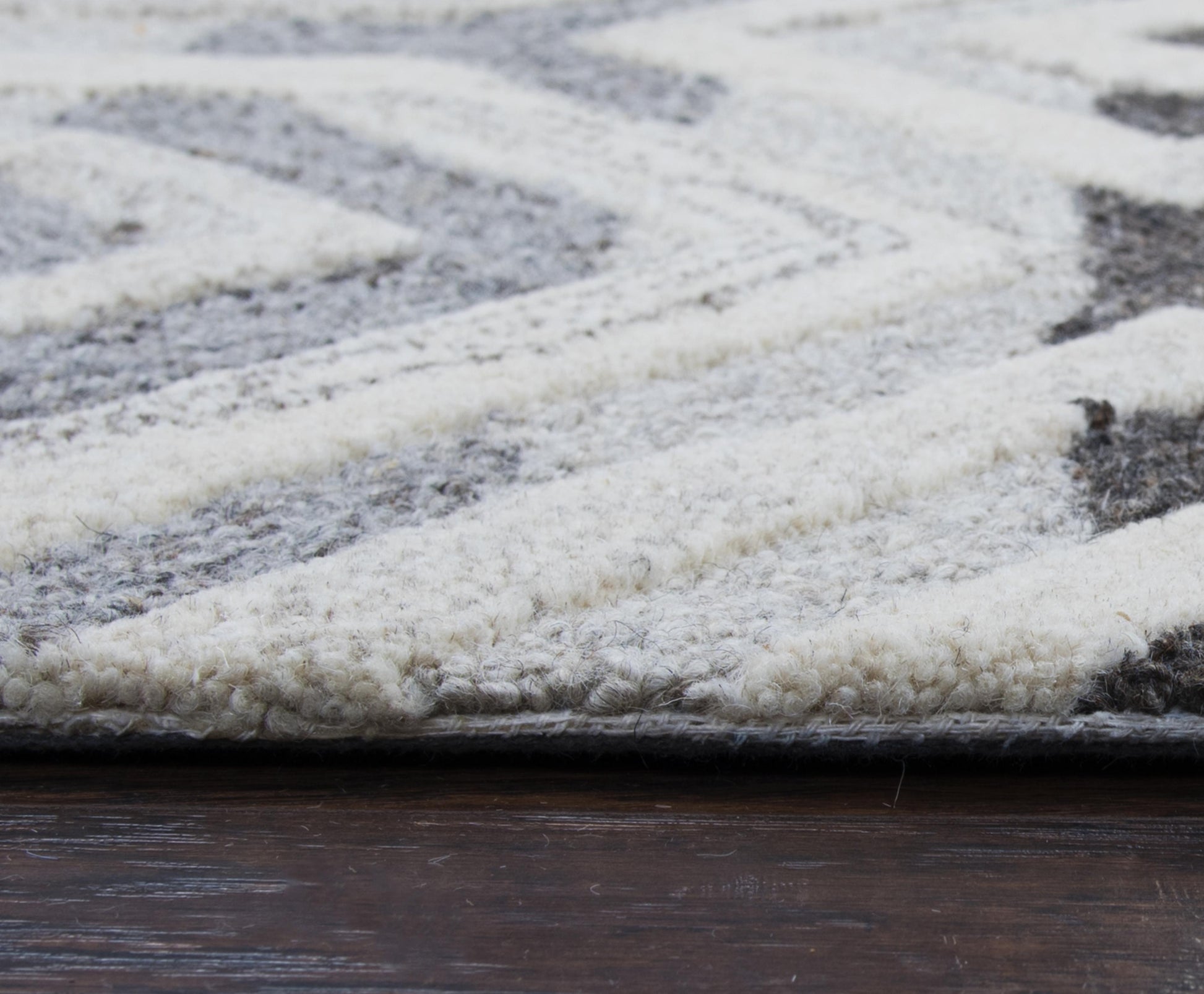 Rug, 9' x 12'.