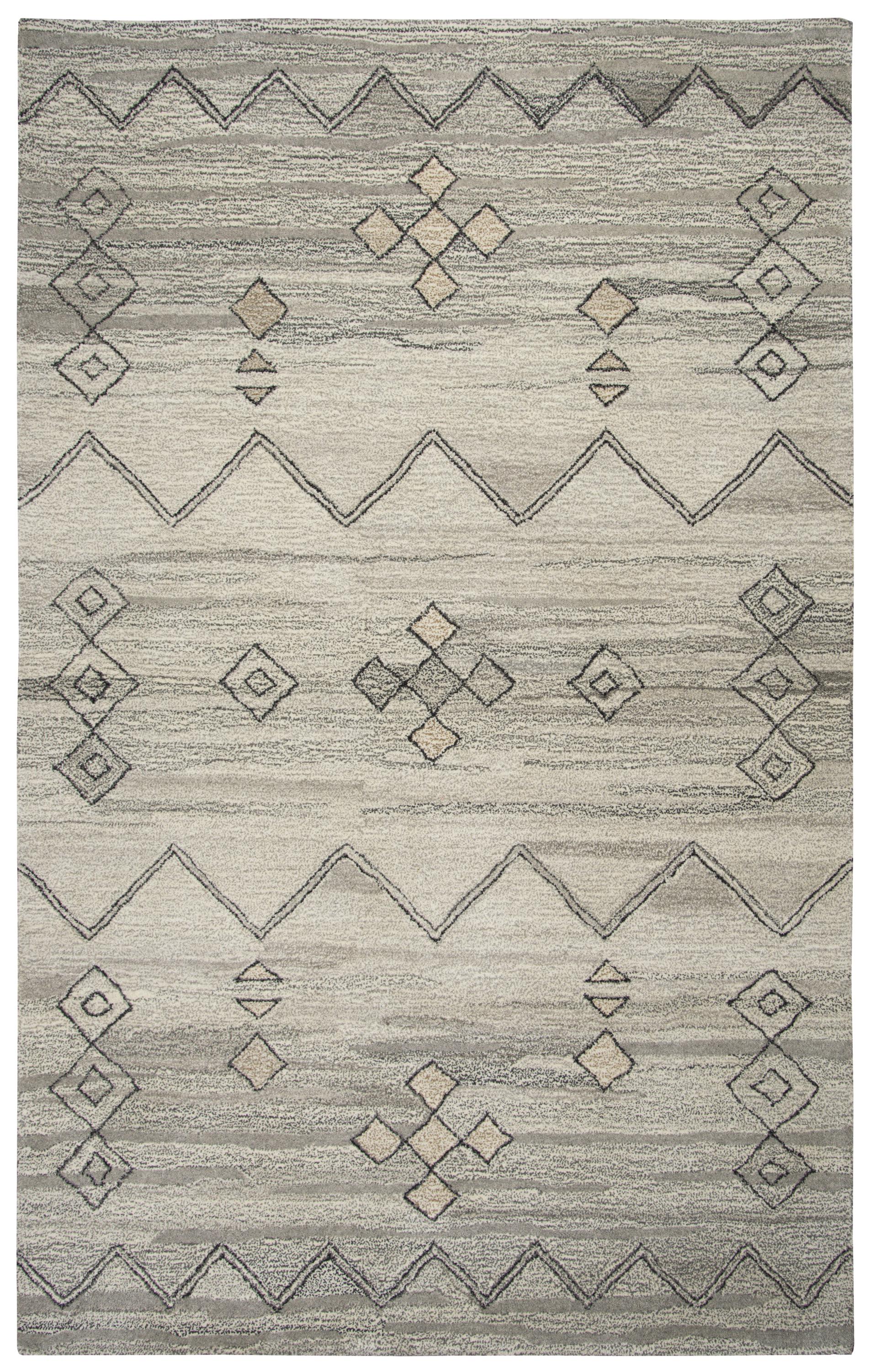 Traditional rug, 3' x 5'.