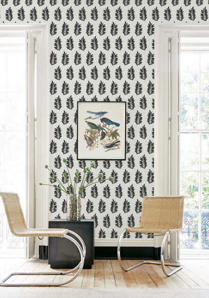 Seabrook Designs The Simple Life Pinnate Silhouette Botanical Contemporary Black Matte  - SL80300