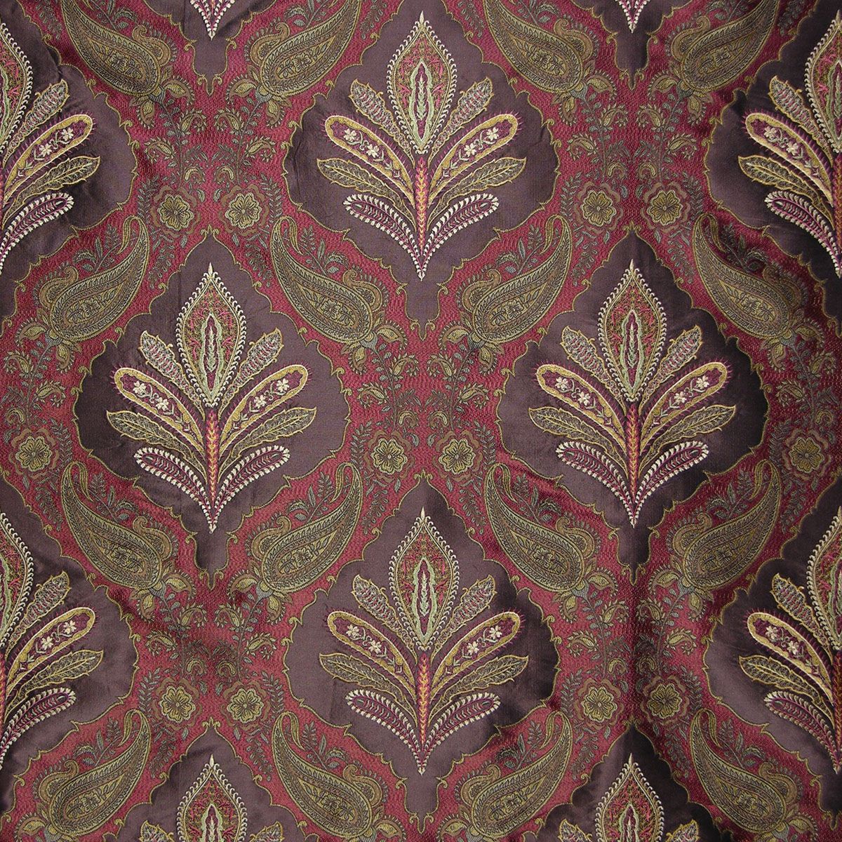 SCALAMANDRE  DARANI FABRIC CRIMSON GANACHE   - SQ 00011480