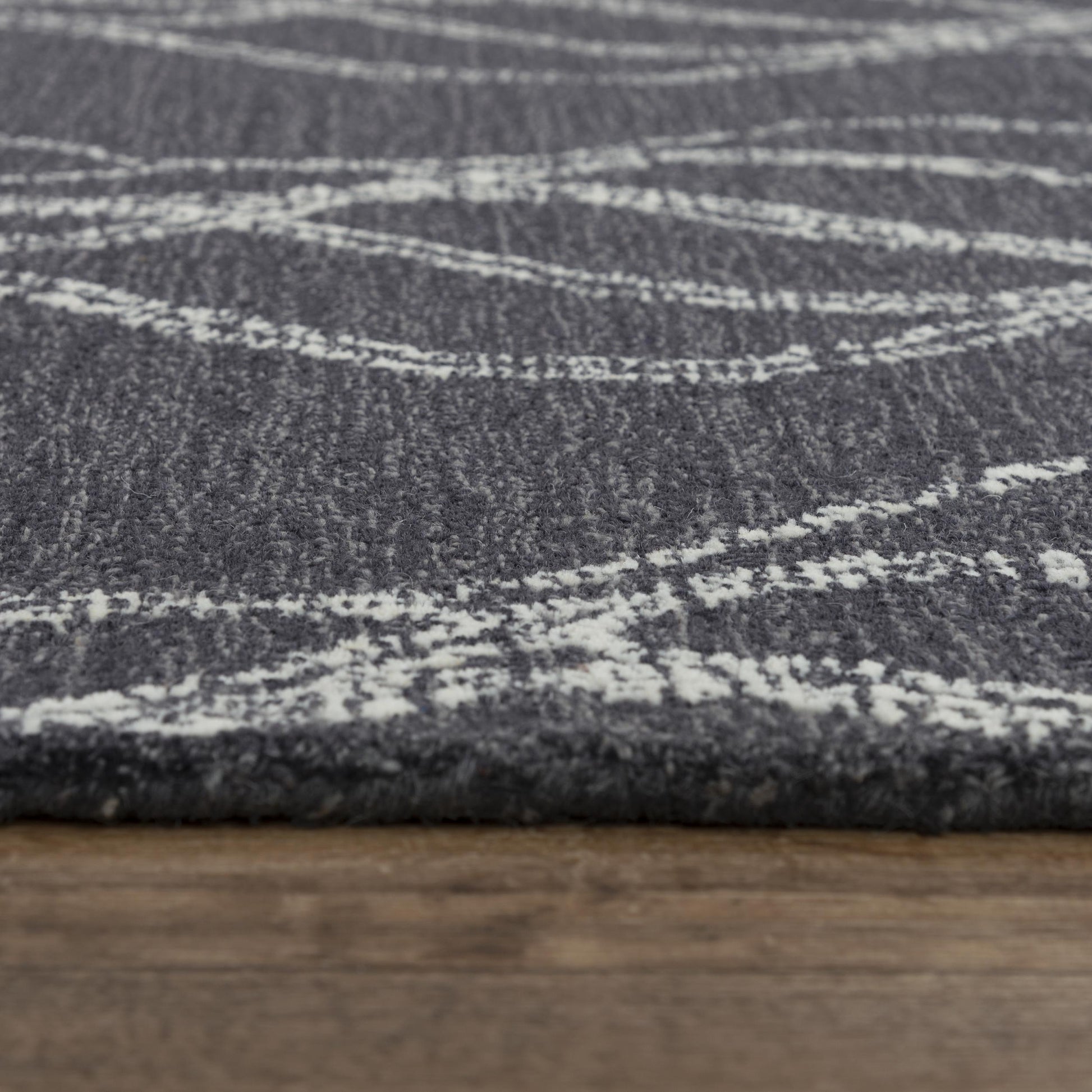 Taylor rug, contemporary, 5' x 8'.