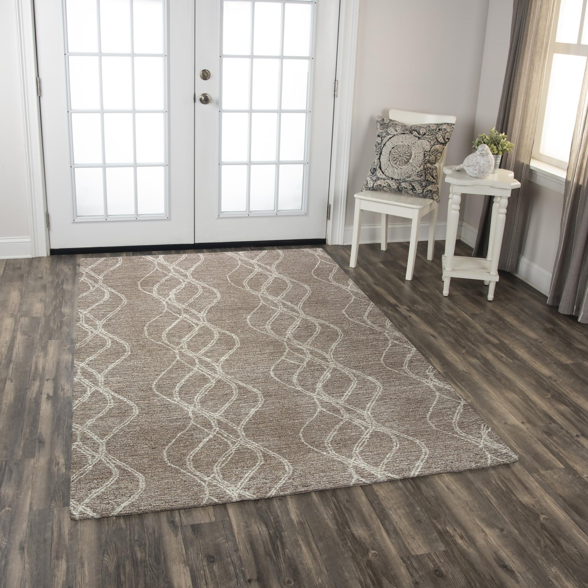 Taylor Contemporary rug, 9' x 12'.