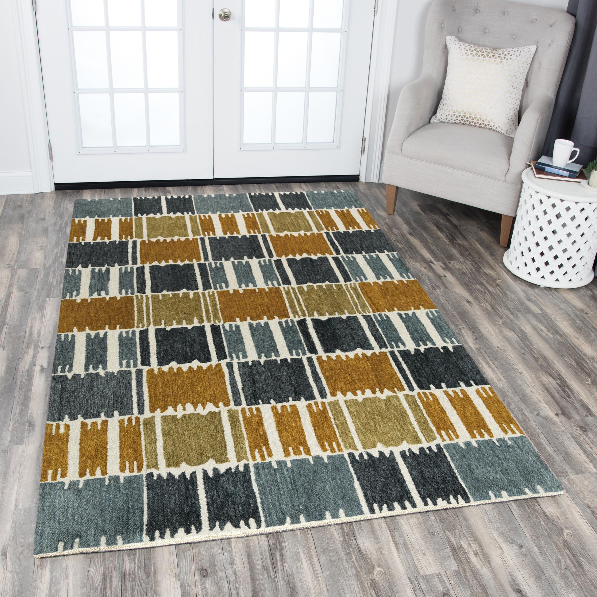 Contemporary rug, 9' x 12'.