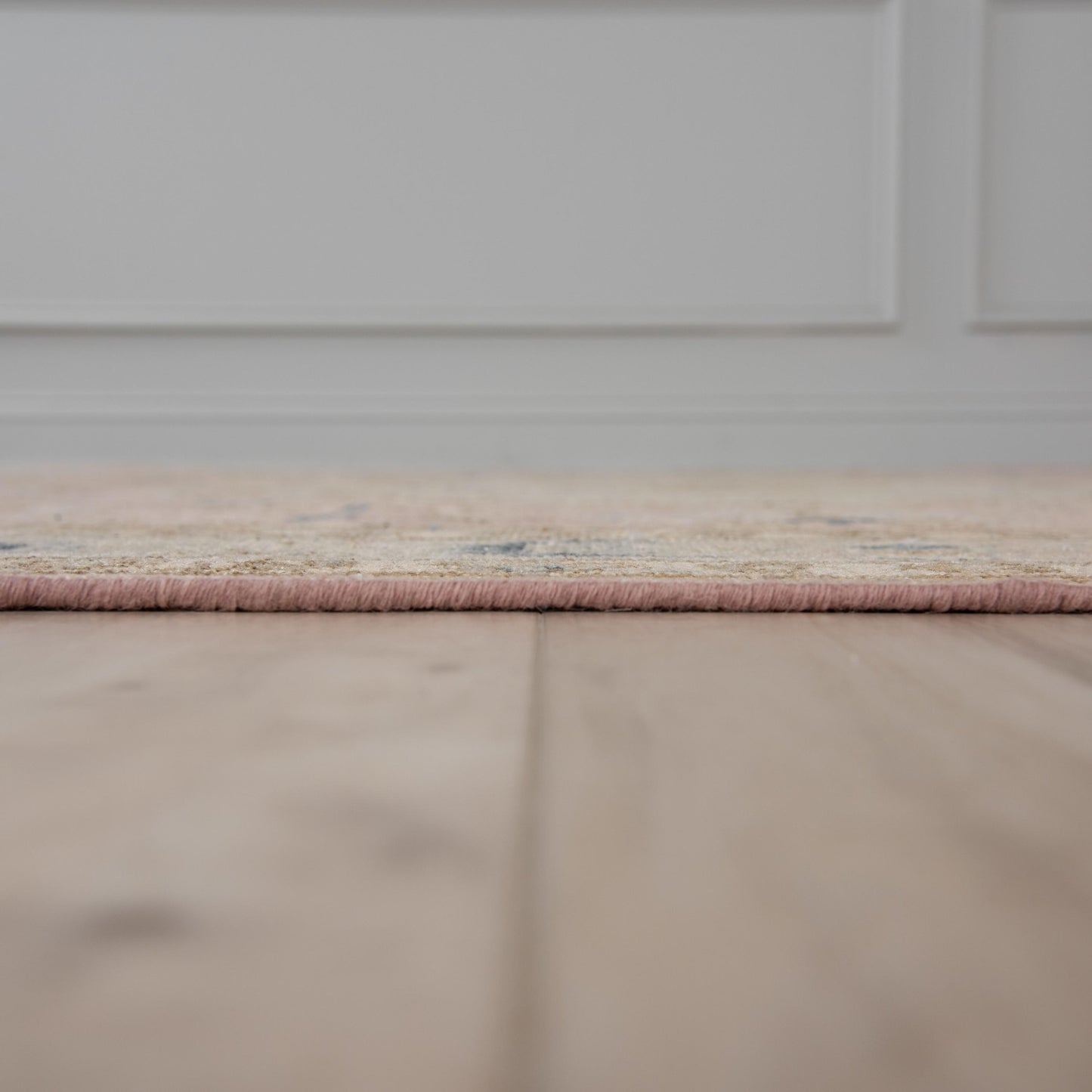 Rug, traditional 9' x 12'.