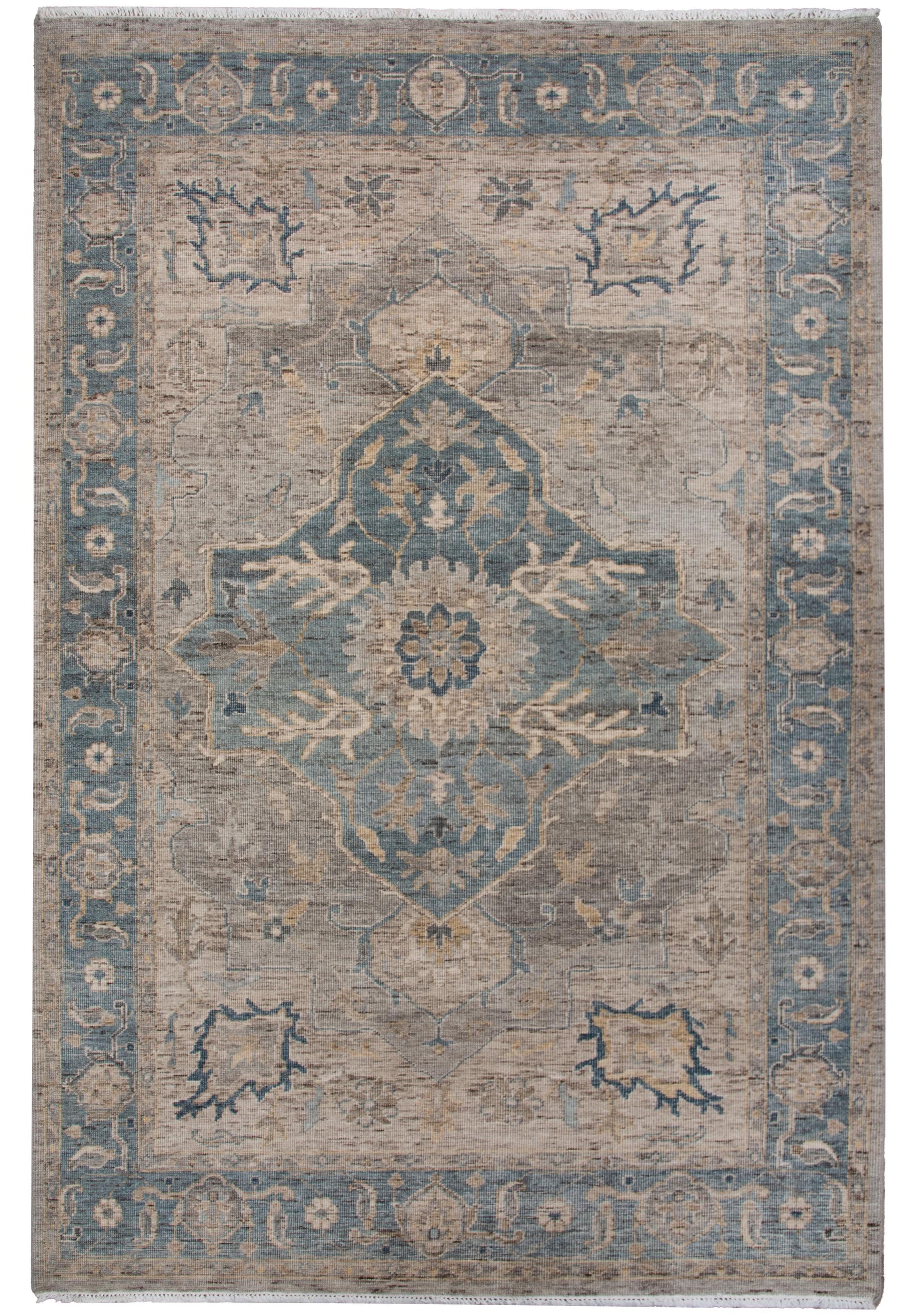 Traditional Tuscany rug, 6' x 9'.
