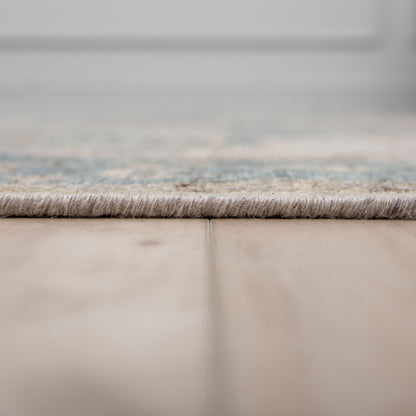 Traditional rug, 8' x 10'.