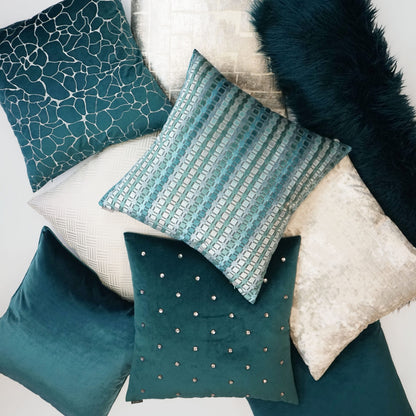 D.V. KAP HOME   24" x 24" Jewels Pillow - Laguna Glam, Traditional, Circular - Dots    - 2963-L-2424