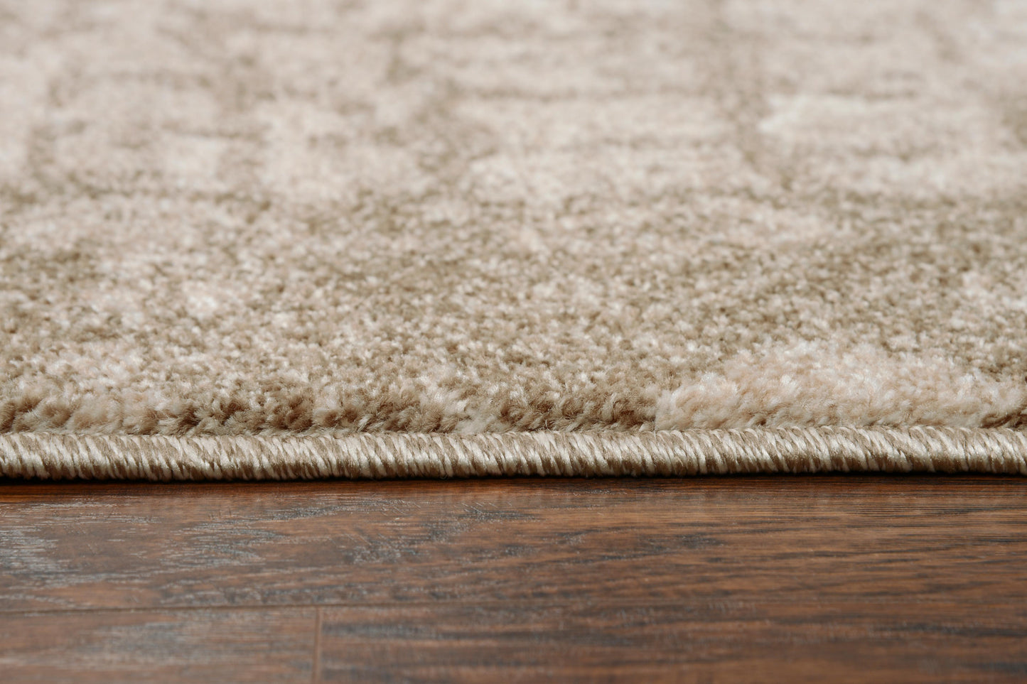 Valencia contemporary rug, 9' x 12'.
