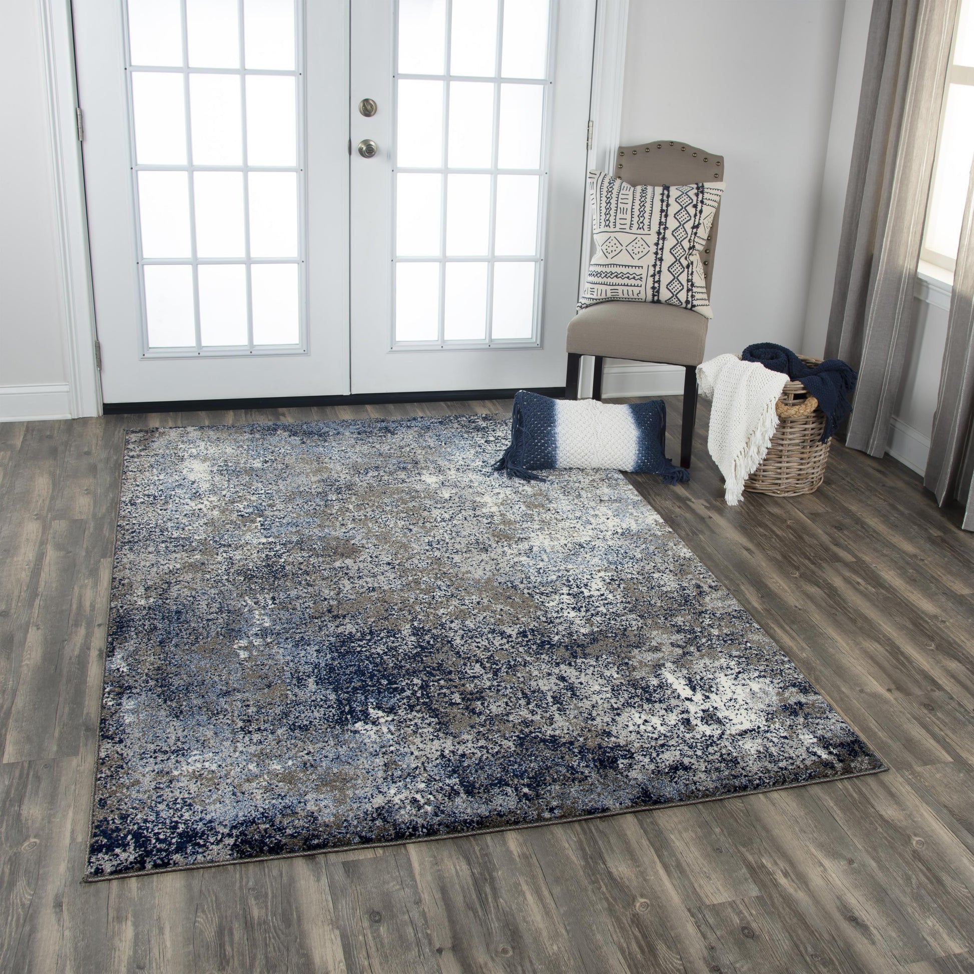 Valencia rug, Contemporary, 4' x 6
