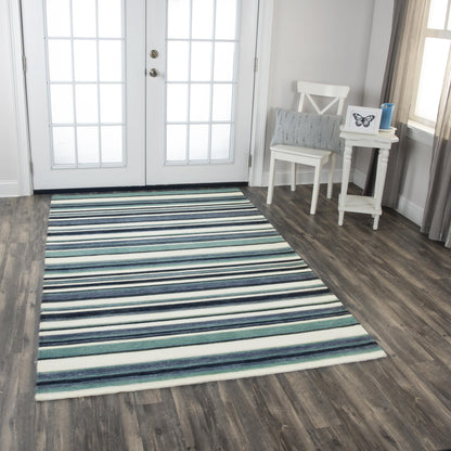 Rug, 9' x 12'.