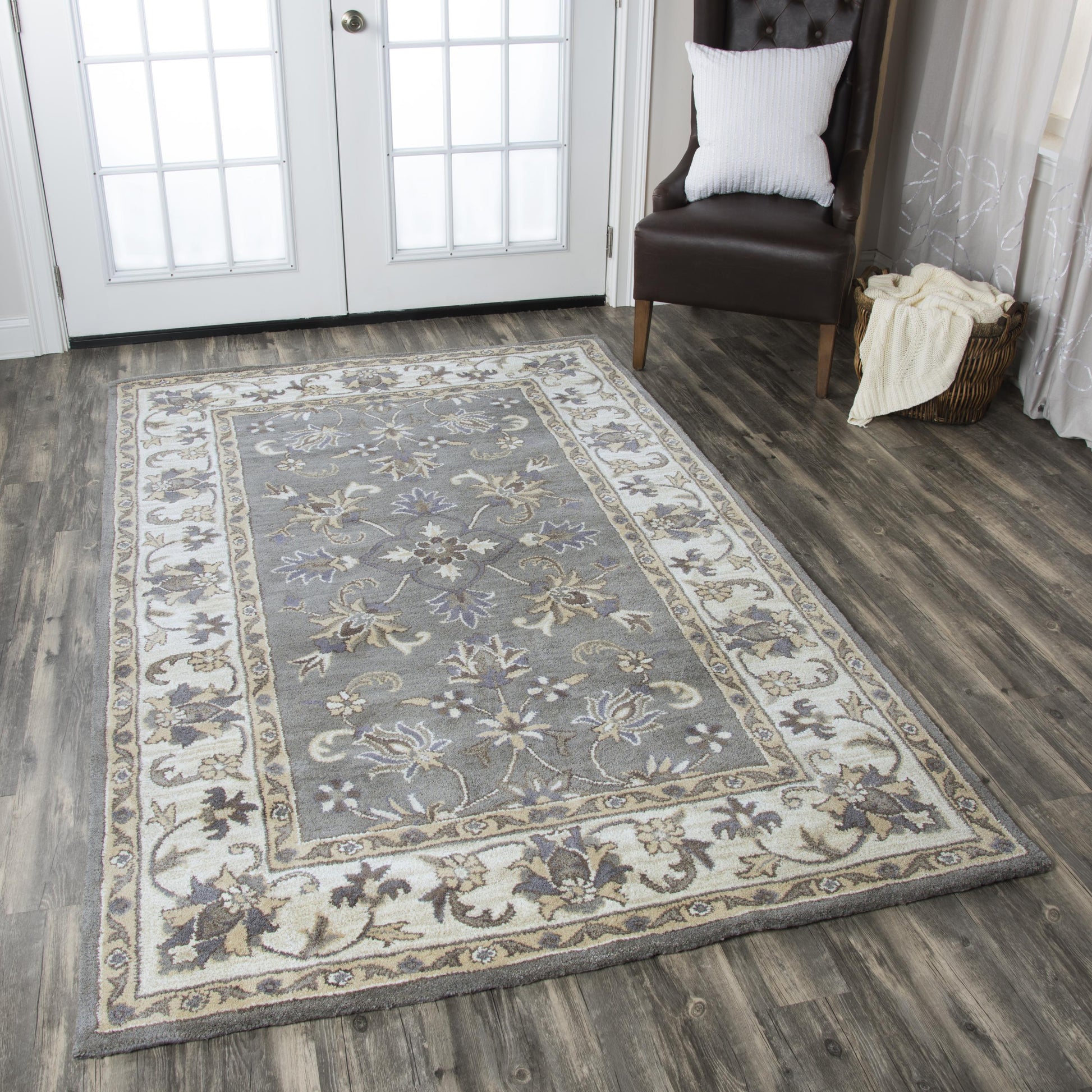 Valintino Traditional rug, 12' x 15