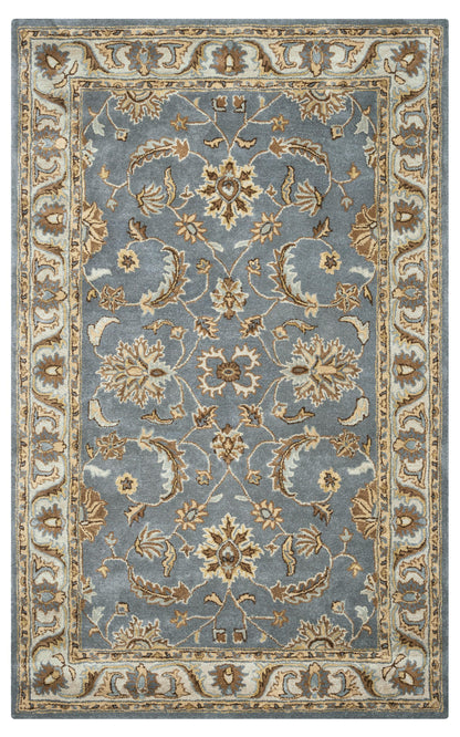 Traditional rug, 3' x 5'.