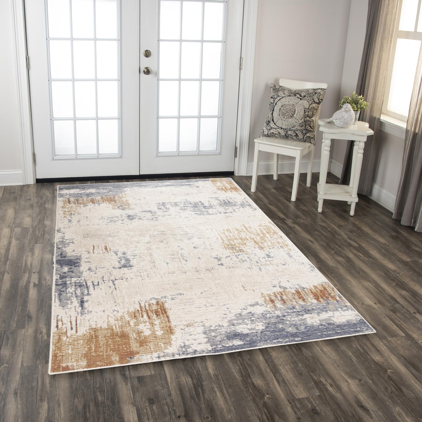 Ventura Contemporary rug, 5' x 8'.