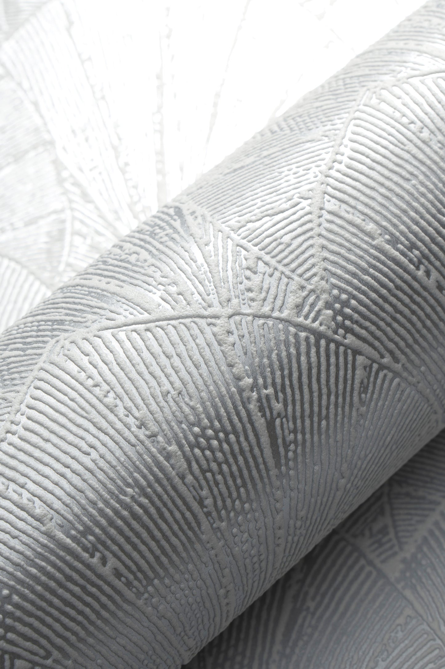 VEER DECOR Sculpted Fan Leaf Wallpaper Tropical; Botanical Transitional silver  Wallpaper - VRMB329-1060