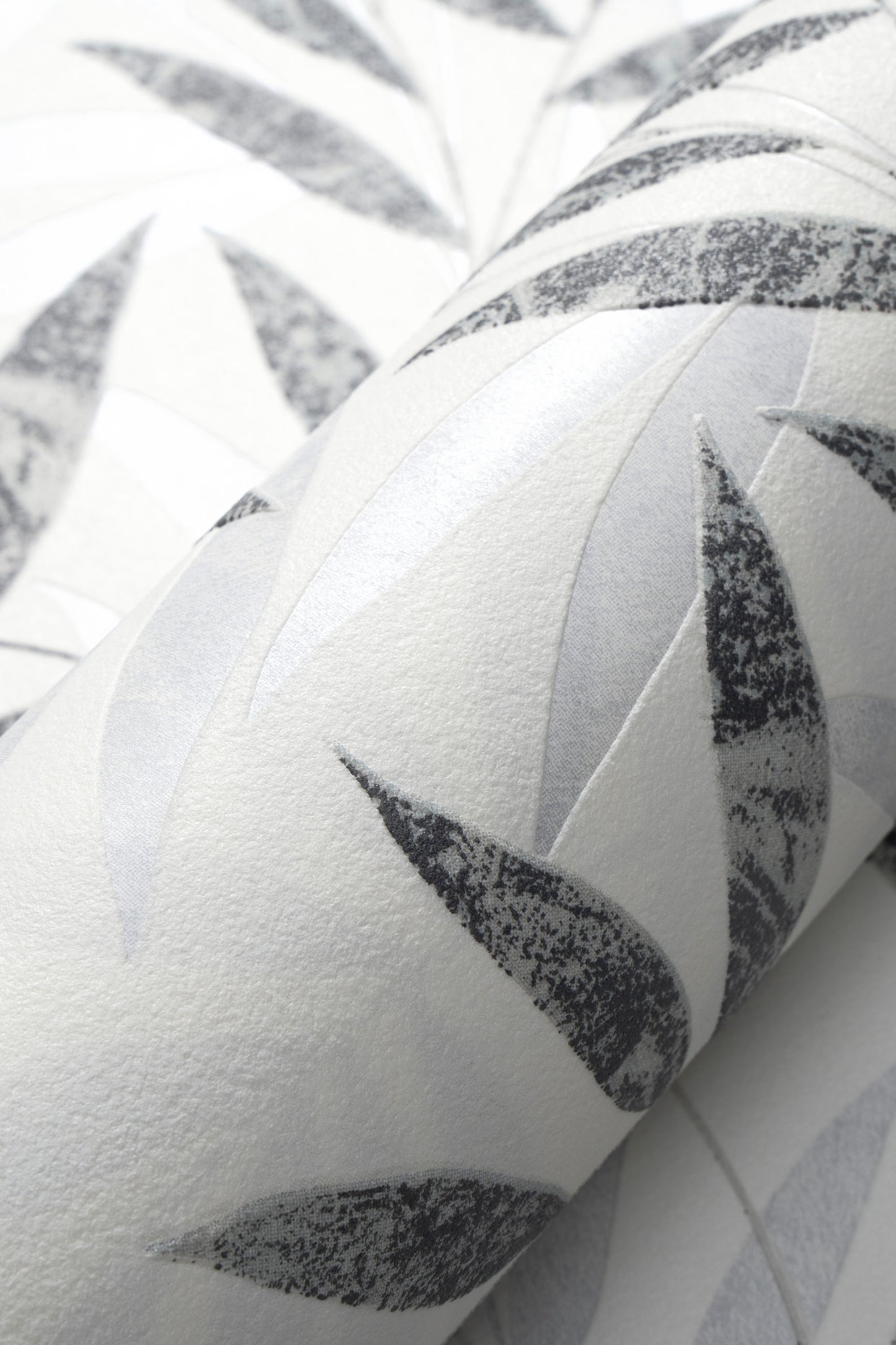 VEER DECOR Raised Bamboo Leaf Wallpaper  Tropical; Botanical Transitional black  Wallpaper - VRMB715-1060