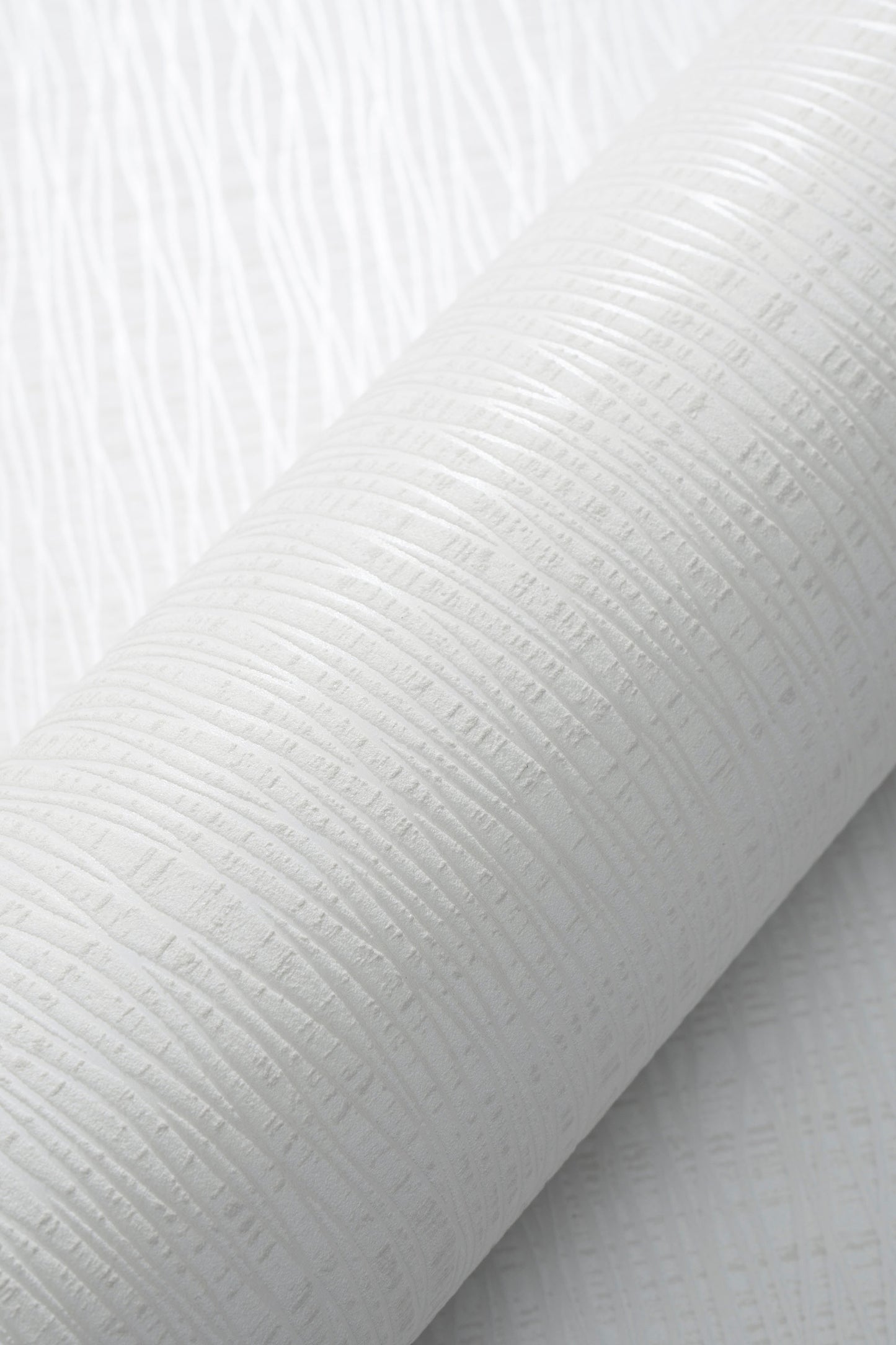 VEER DECOR Sculpted Vertical Reed Wallpaper Texture Transitional white  Wallpaper - VRMB901-1060