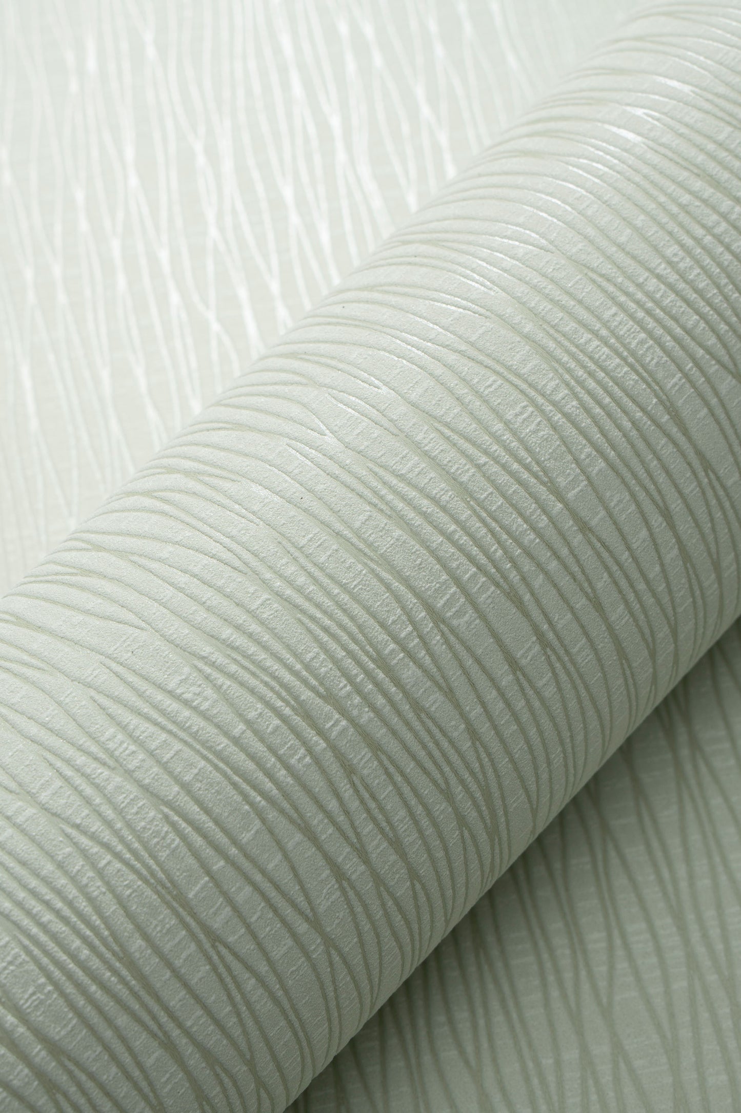 VEER DECOR Sculpted Vertical Reed Wallpaper Texture Transitional green  Wallpaper - VRMB907-1060