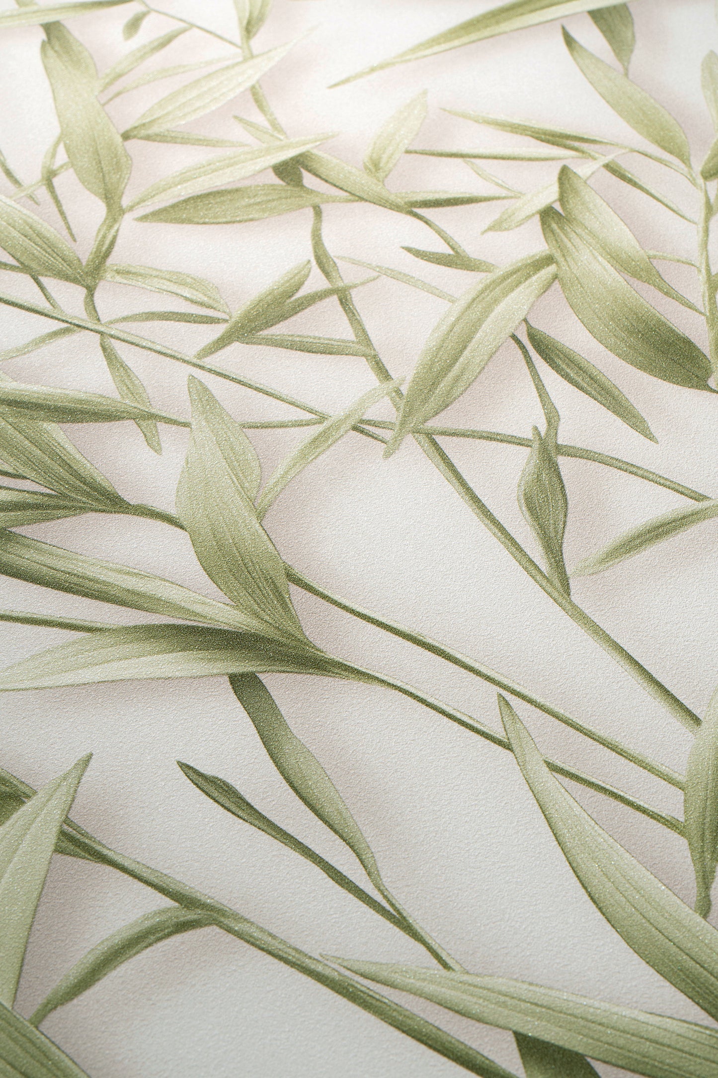 VEER DECOR Sylvan Bamboo Fronds Wallpaper Tropical; Botanical Transitional green  Wallpaper - VRPH707-1058