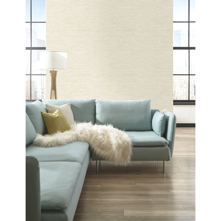 Elegant vanilla grasscloth wallcovering with a delicate woven appearance, ideal for sophisticated living rooms and neutral accent walls.