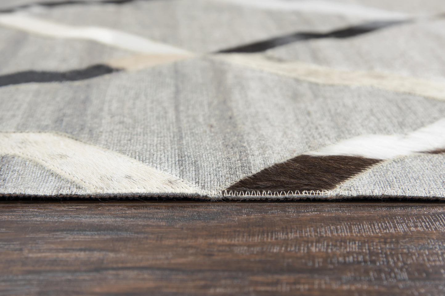 Contemporary rug, 8' x 10'.