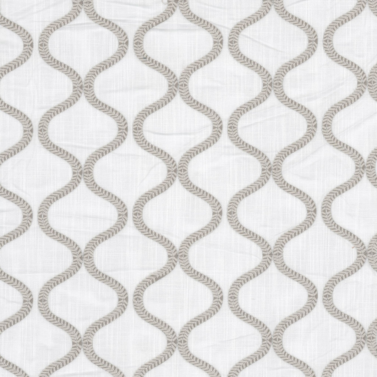 STOUT TEXTILES  DRAPERY,EMBROIDERIES TRADITIONAL, OGEE BEIGE   - WHIR-1