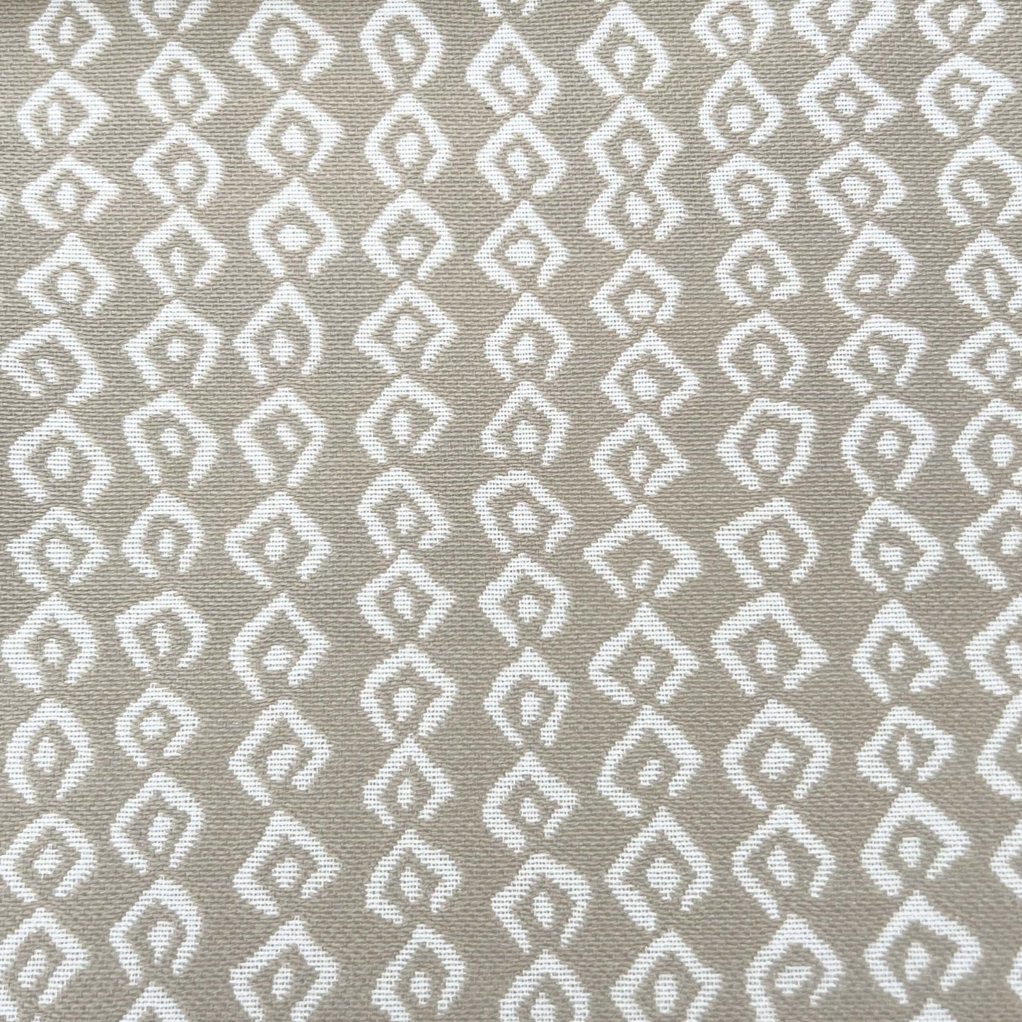 JF Fabrics Inside Out WHIRLPOOL 32 Fabric Abstract, Texture, Contemporary Beige, Cream  Jacquard, Outdoor - 9029732 J9211