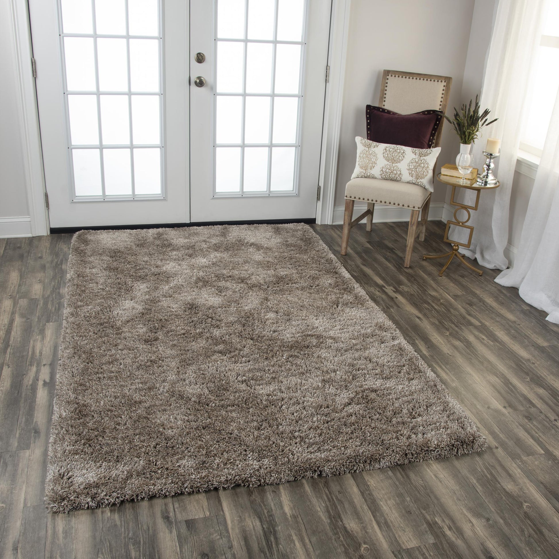 Whistler casual rug, 9' x 12'.